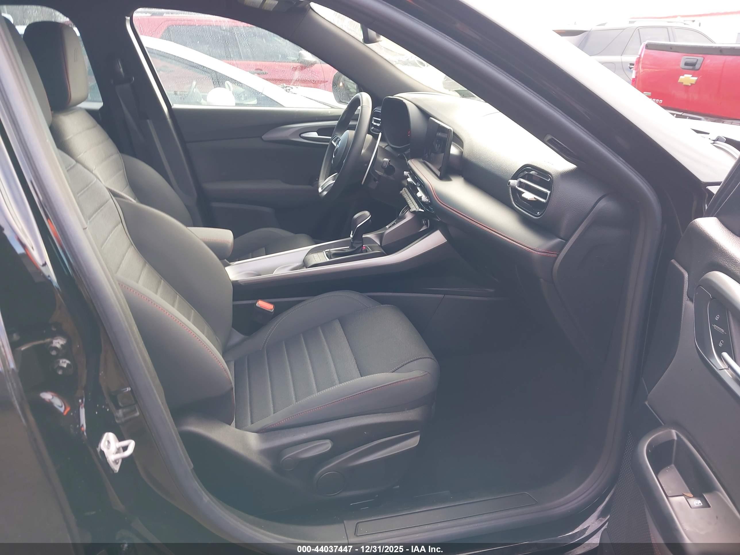 DODGE HORNET image 5