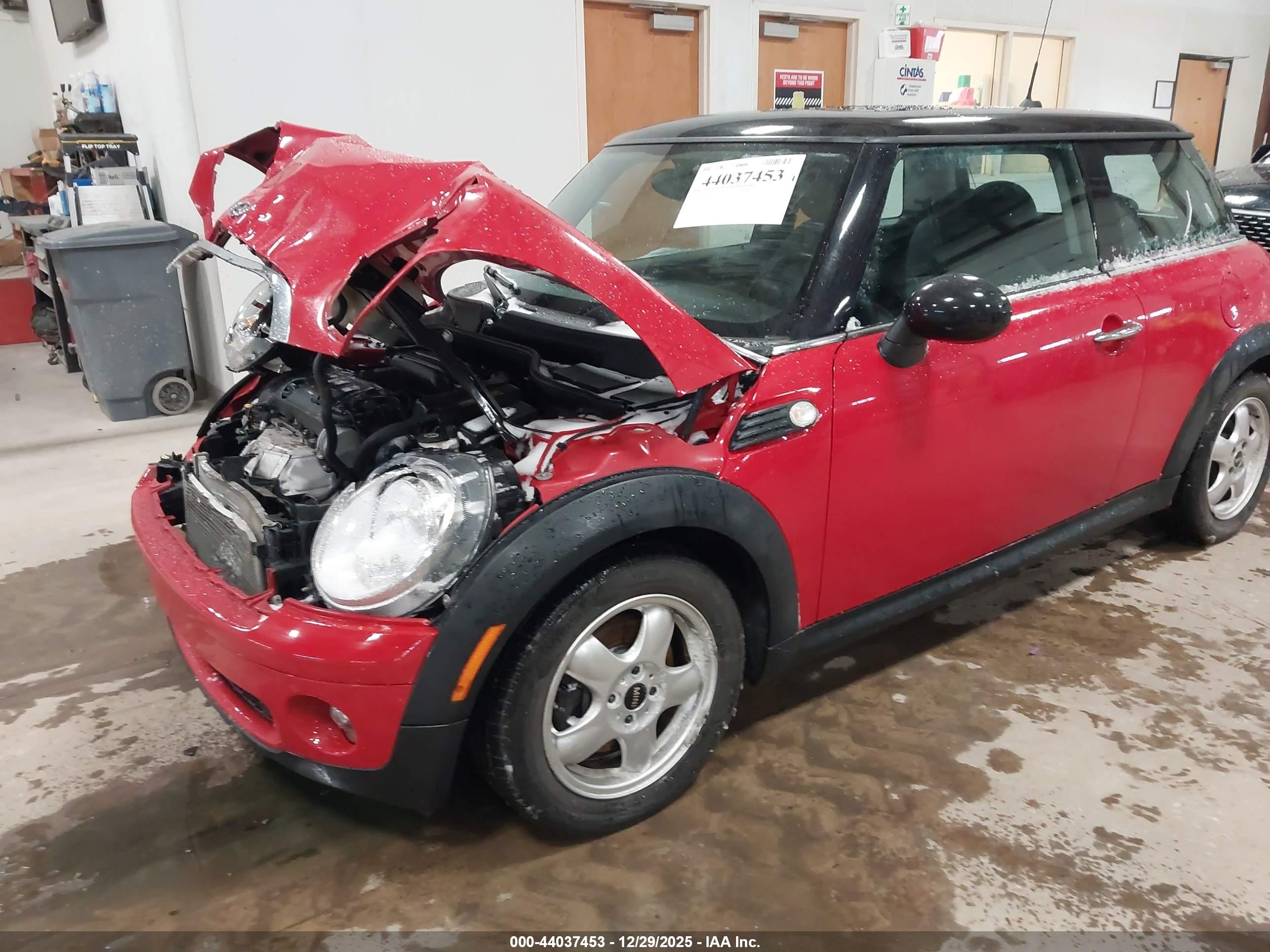 MINI COOPER image 6