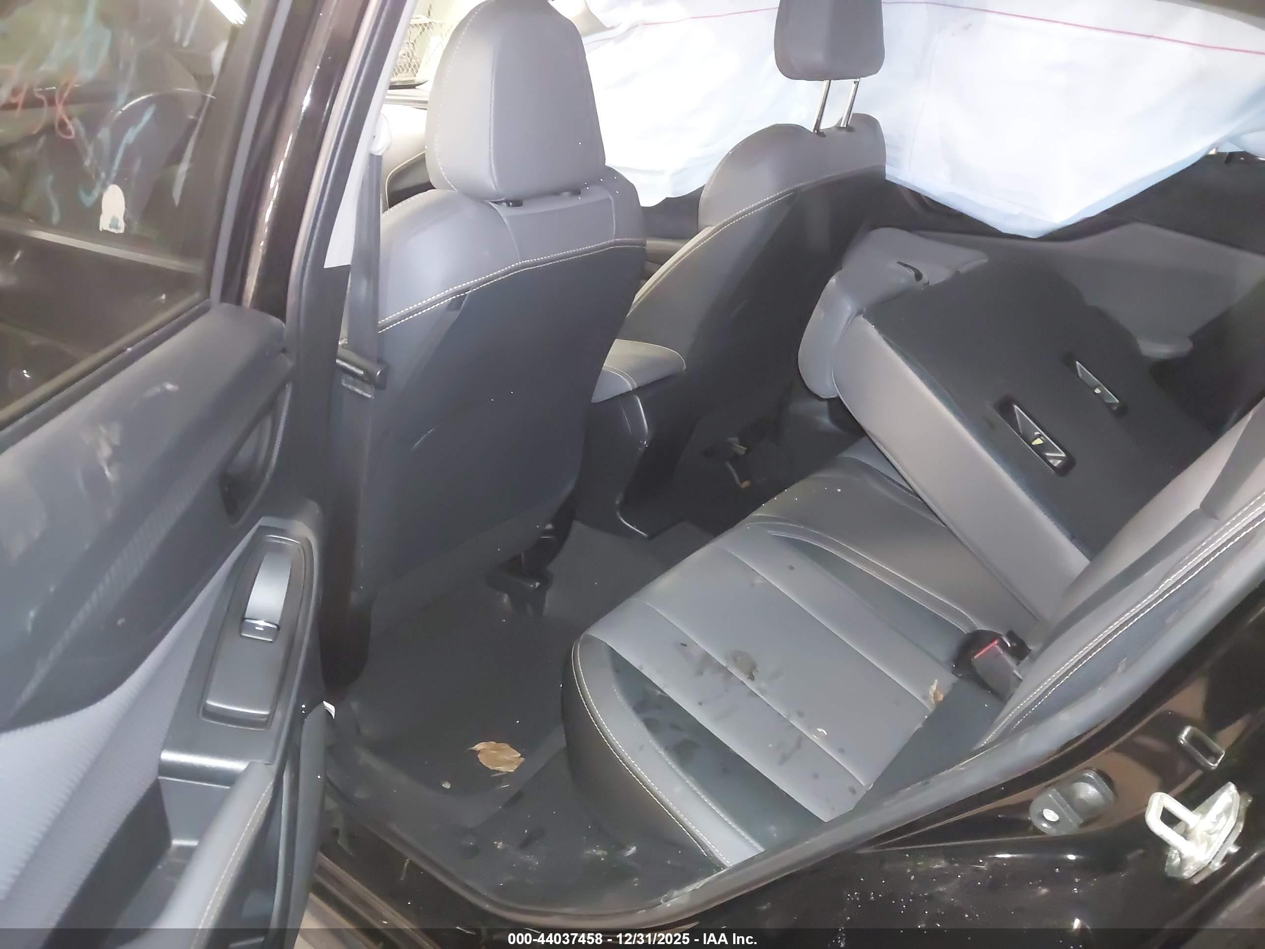 SUBARU CROSSTREK image 8
