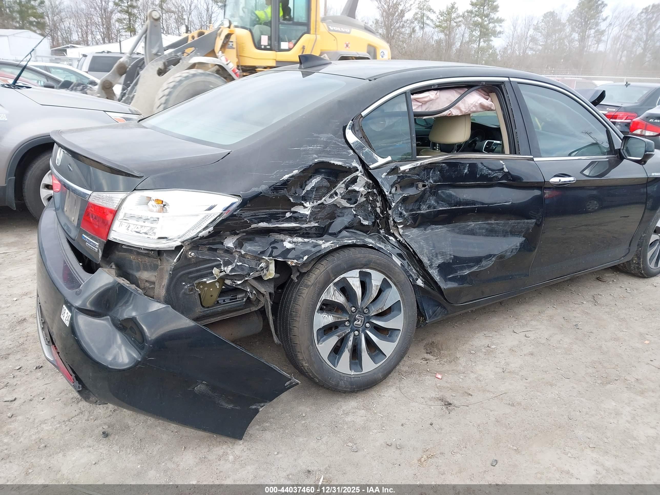 HONDA ACCORD image 6