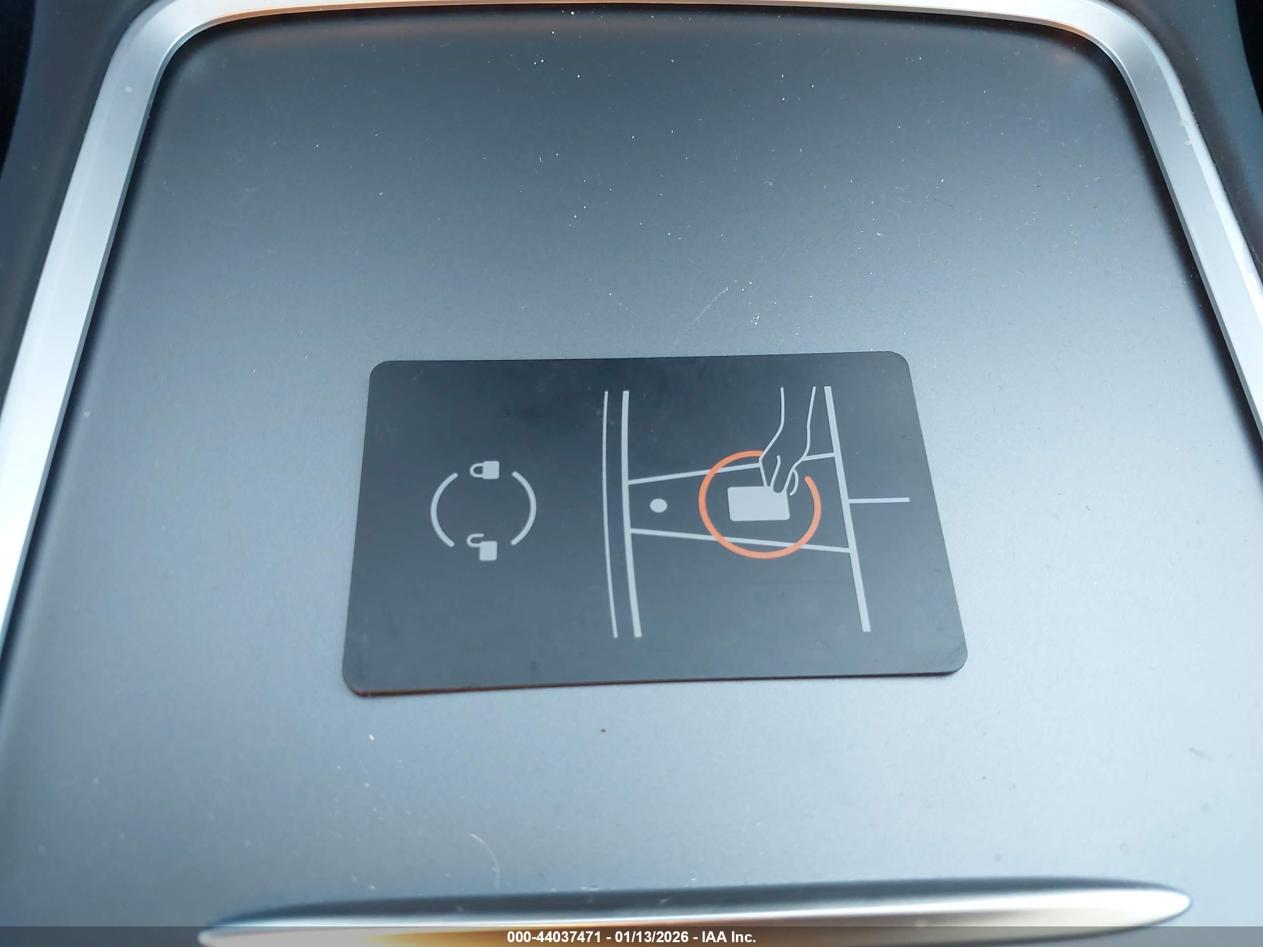 TESLA MODEL image 11