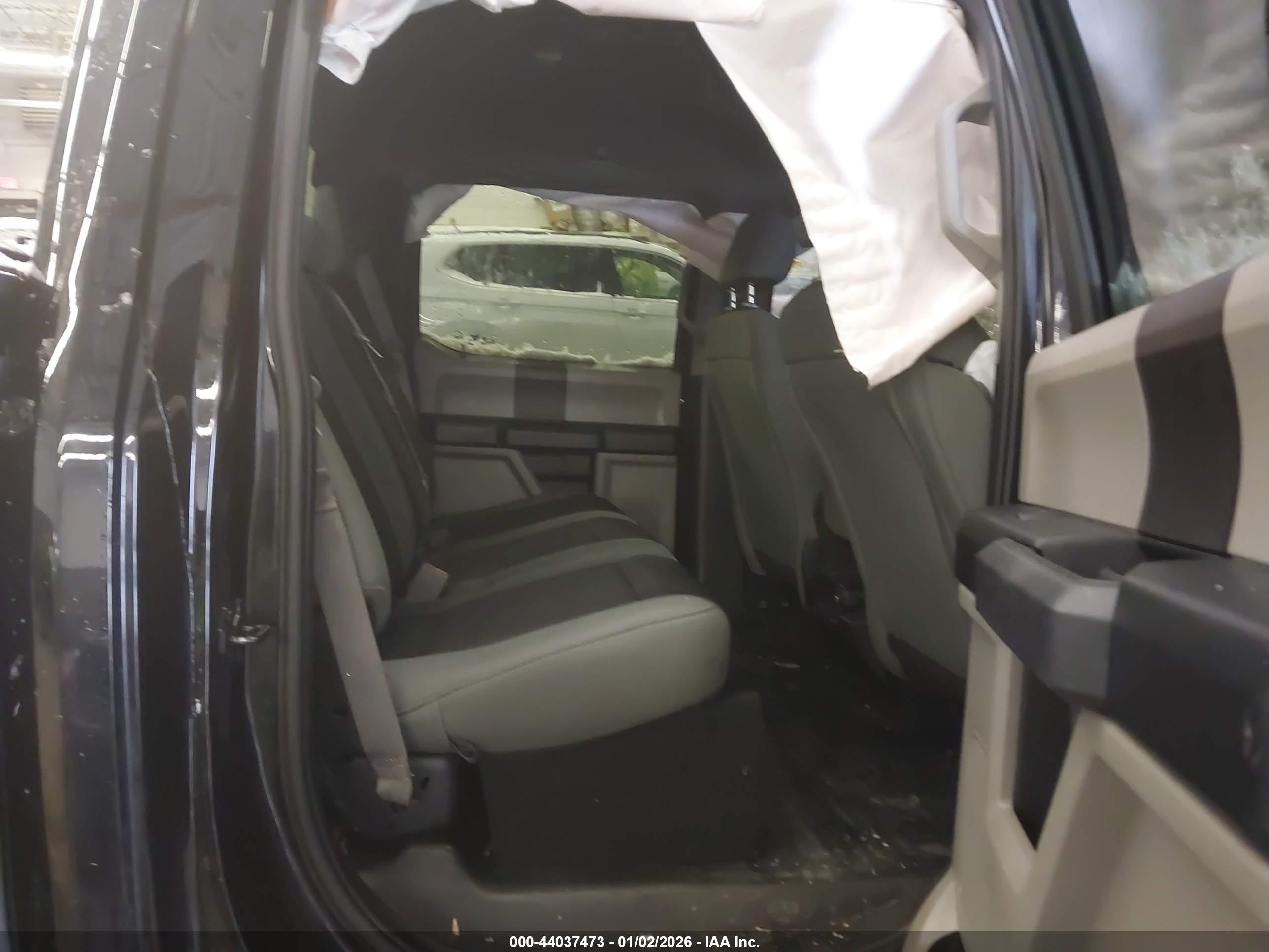 FORD F-150 image 8