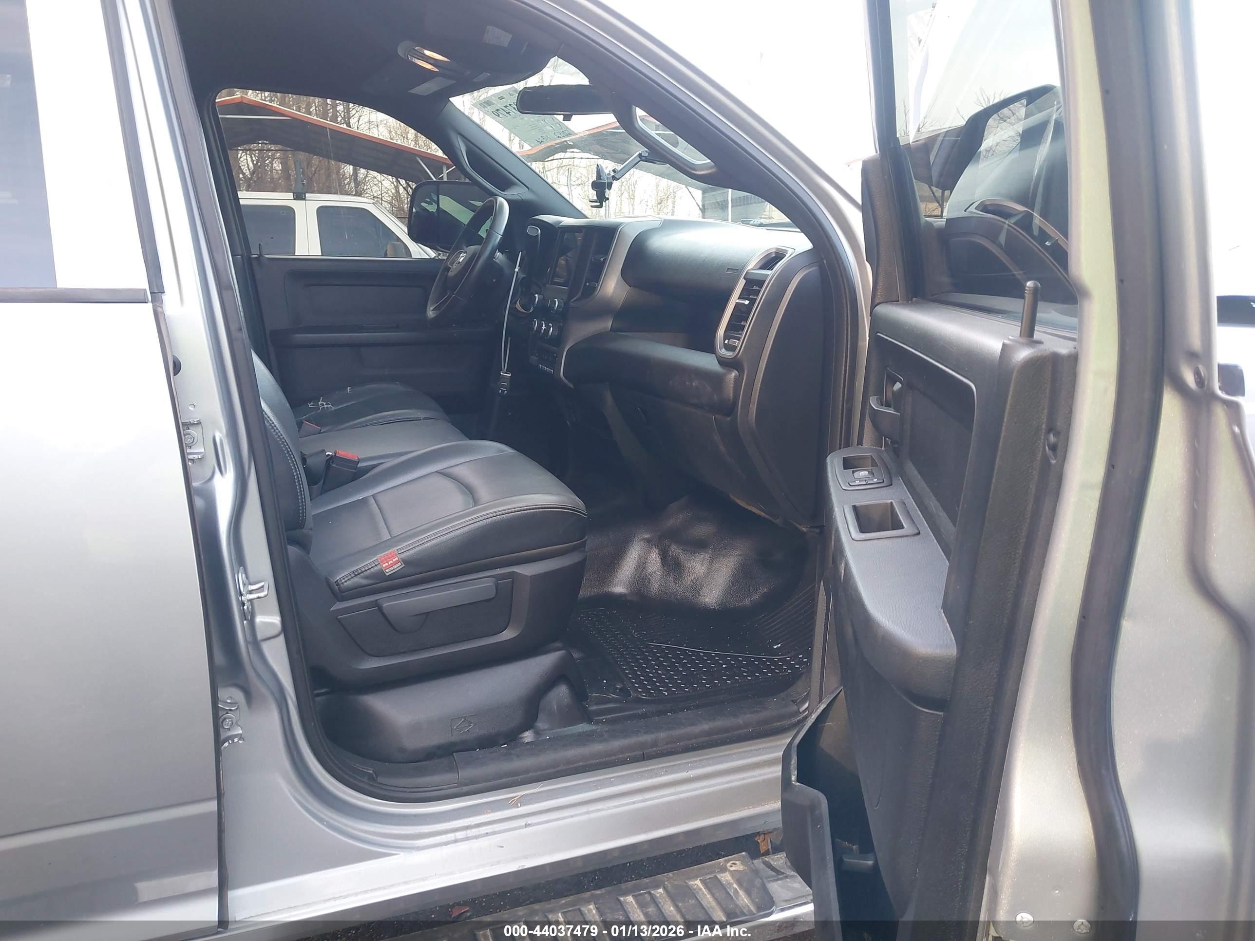 RAM 3500 image 5