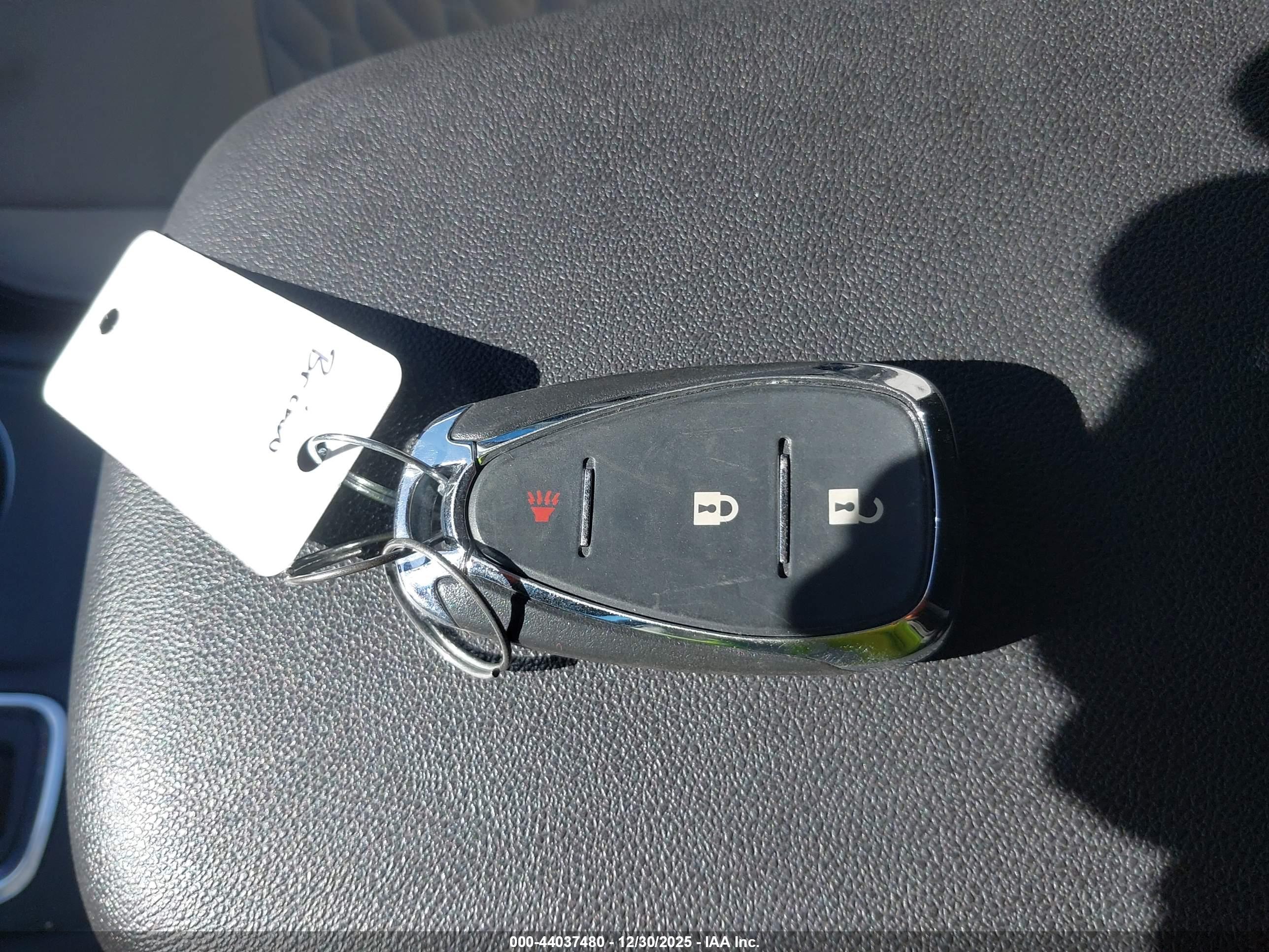 CHEVROLET EQUINOX image 11