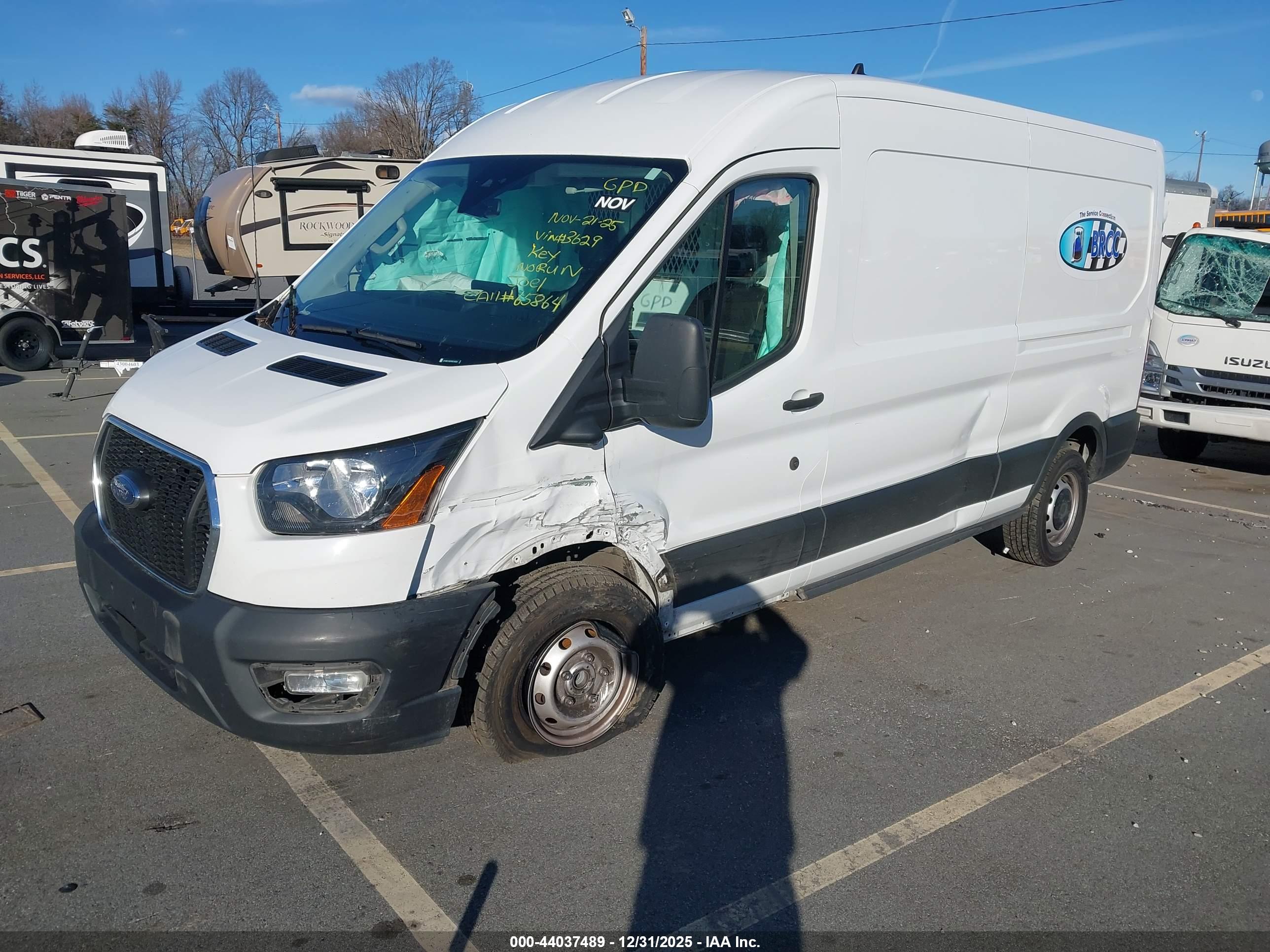 FORD TRANSIT-250 image 2