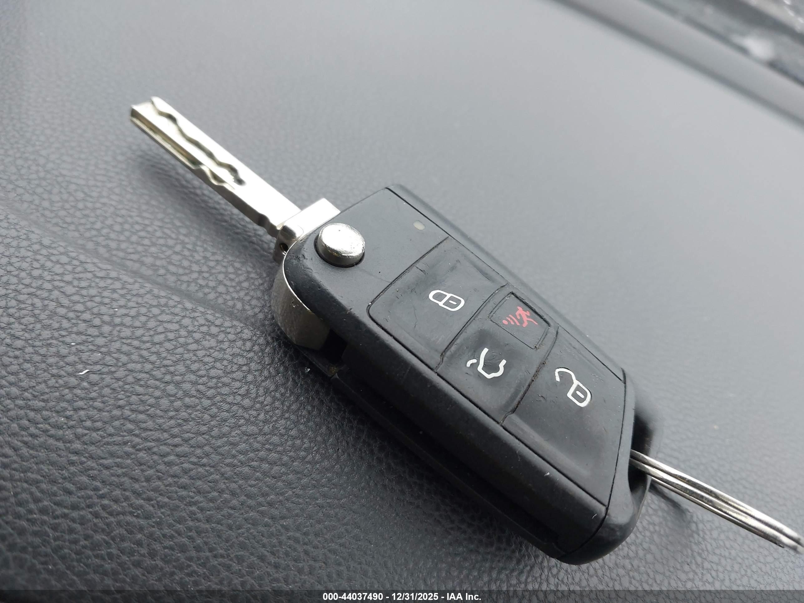 VOLKSWAGEN JETTA image 11