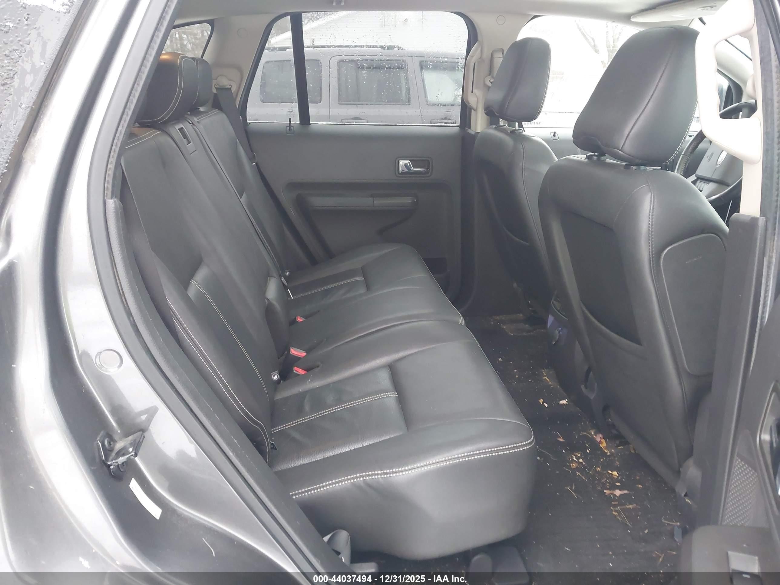 FORD EDGE image 8
