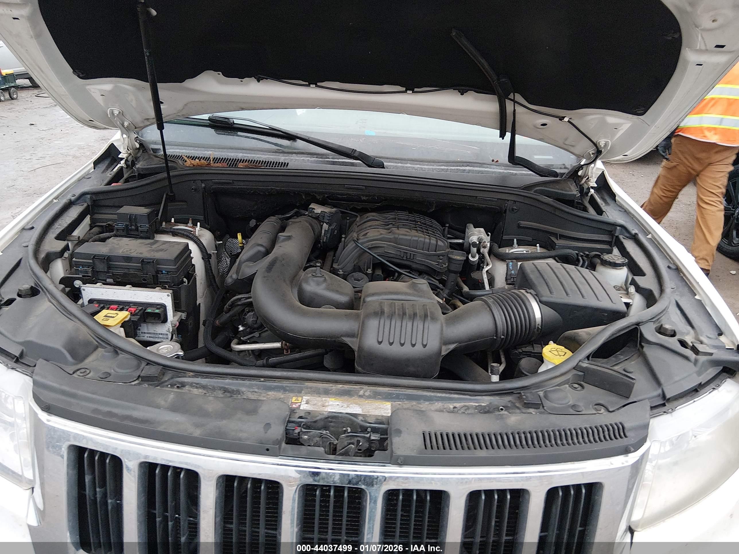 JEEP GRAND image 10