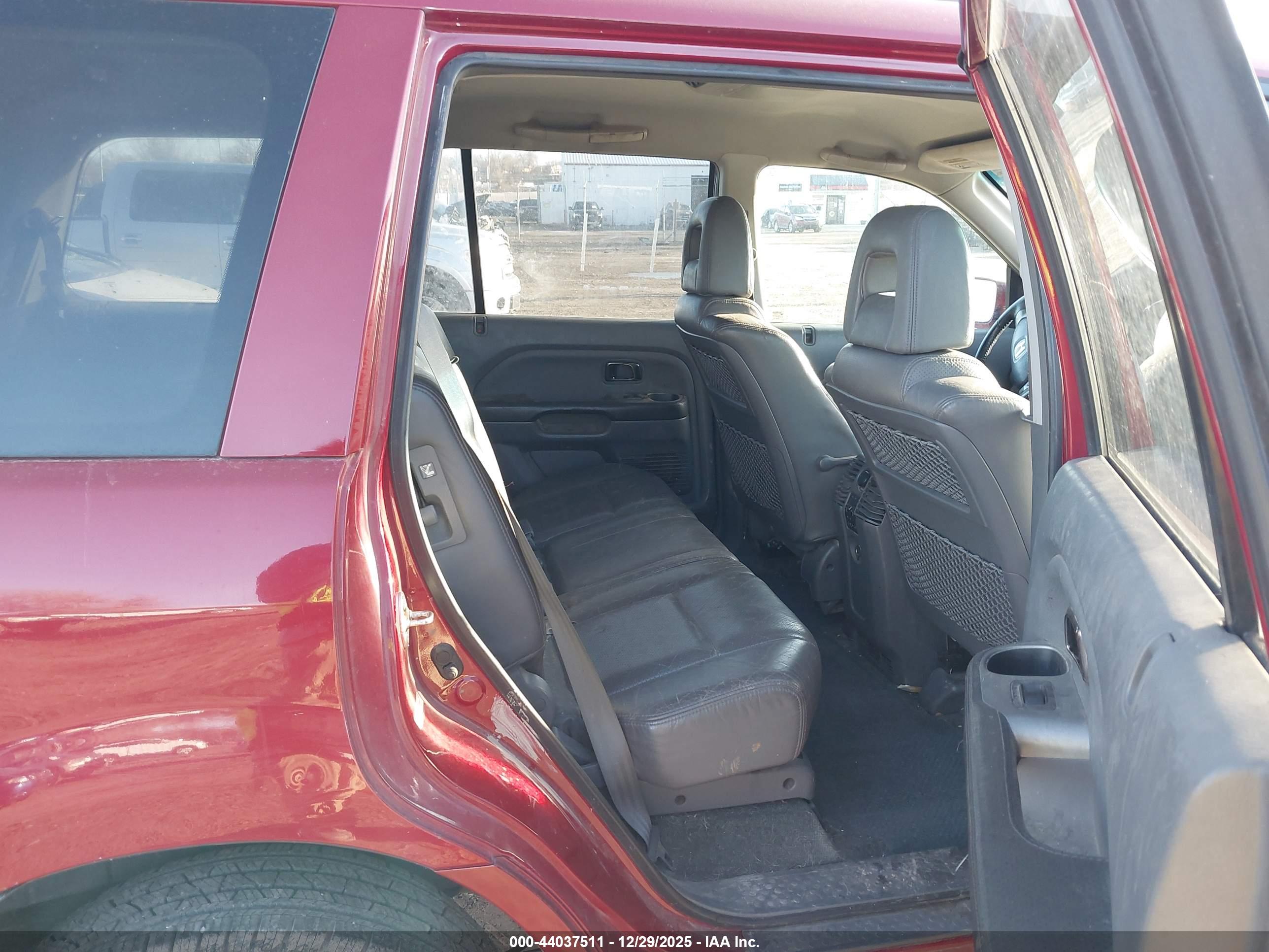 HONDA PILOT image 8