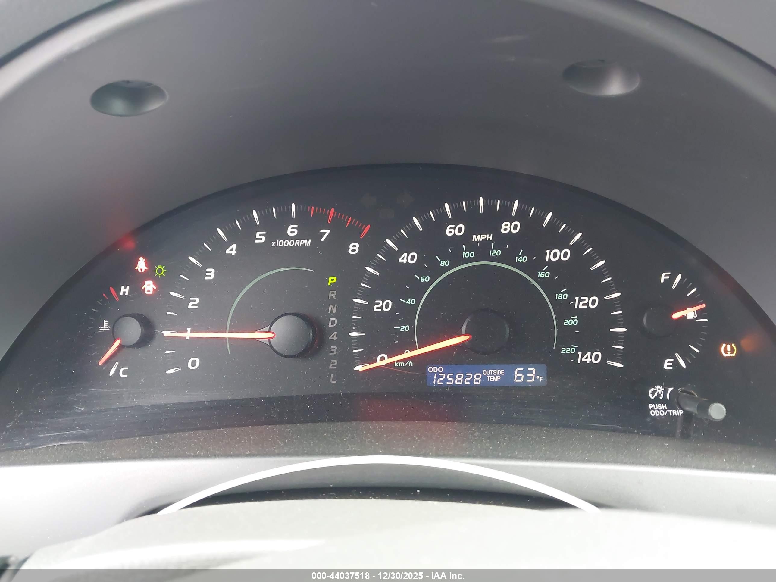 TOYOTA CAMRY image 7