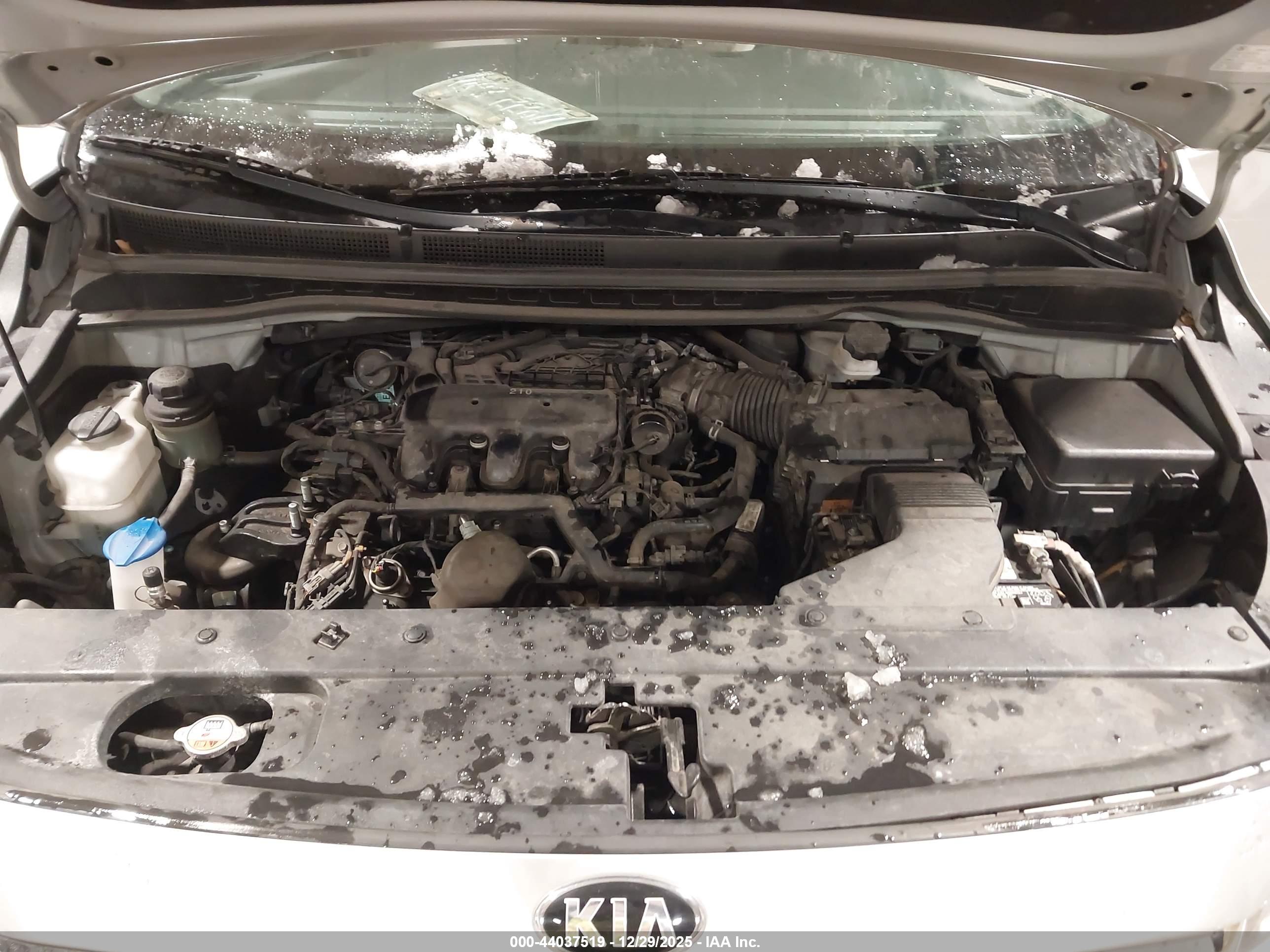 KIA SEDONA image 10