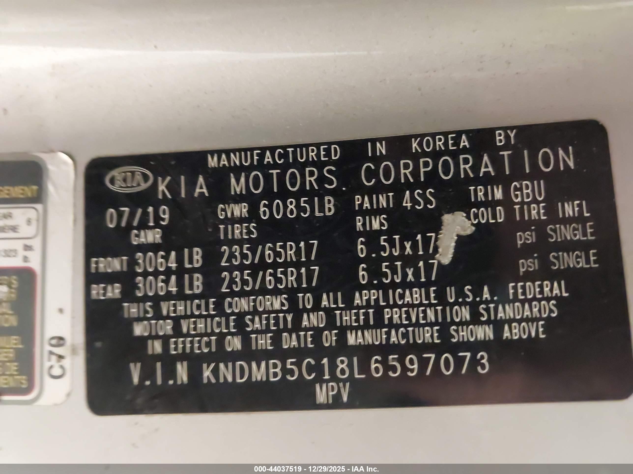 KIA SEDONA image 9