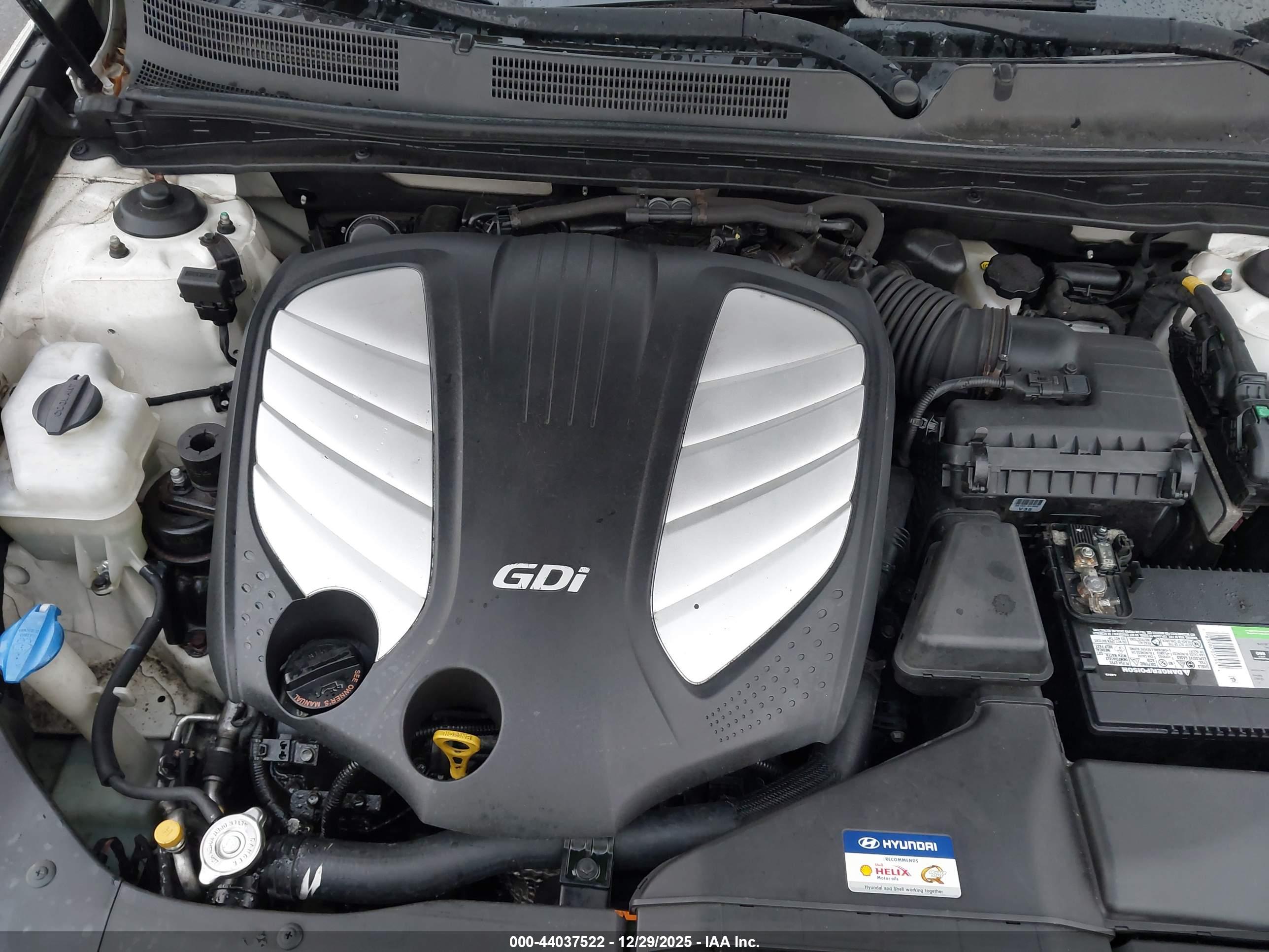 HYUNDAI AZERA image 10