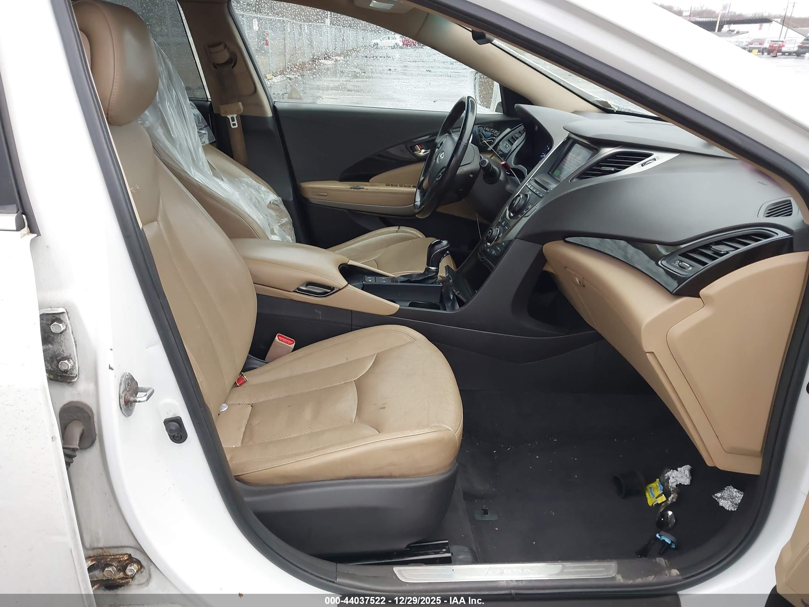 HYUNDAI AZERA image 5