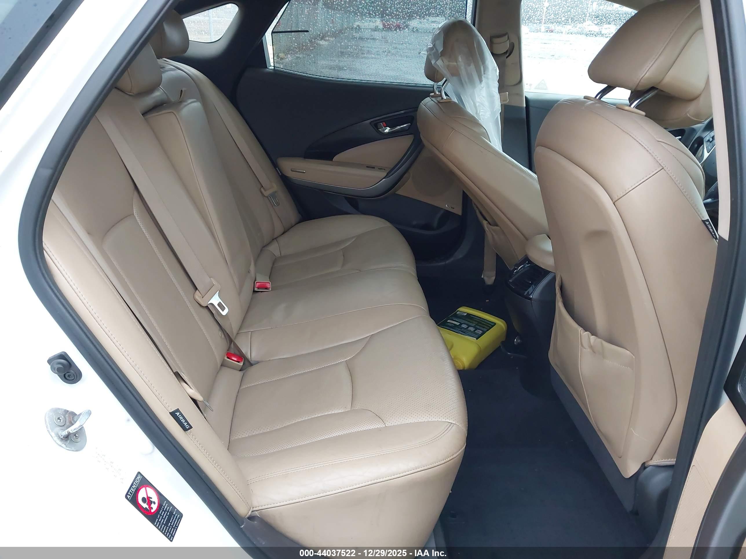 HYUNDAI AZERA image 8