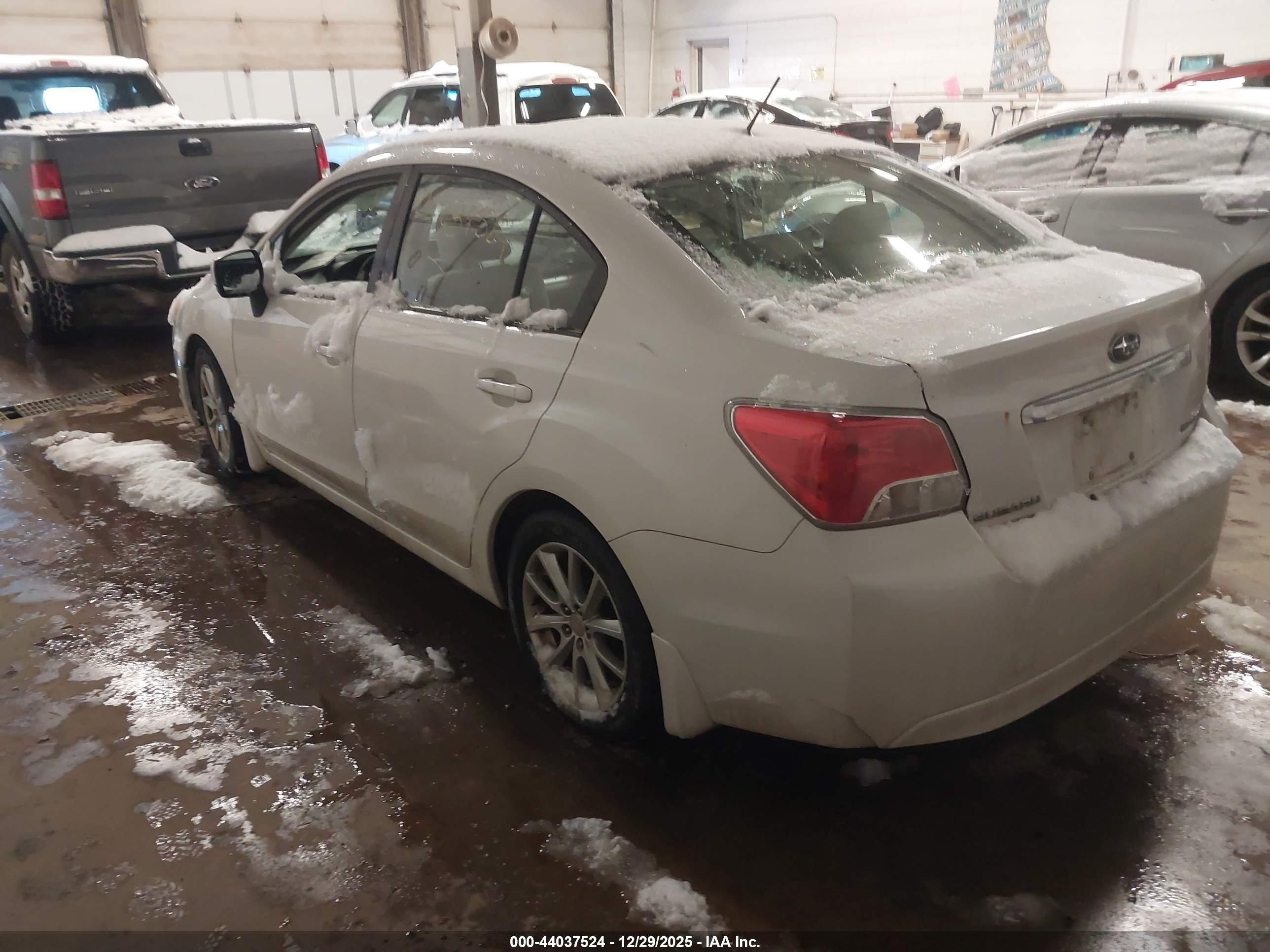 SUBARU IMPREZA image 3