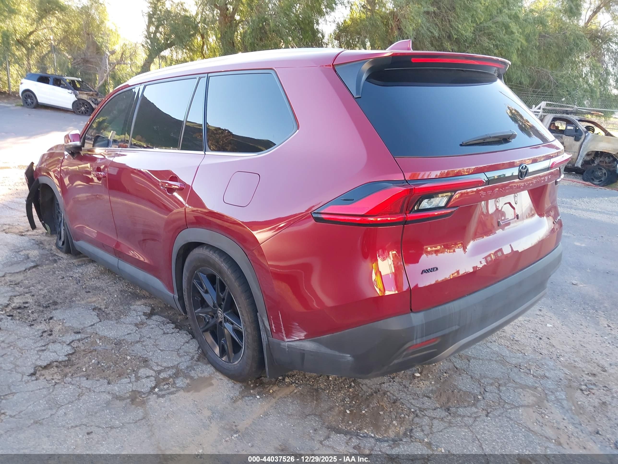 TOYOTA GRAND image 3