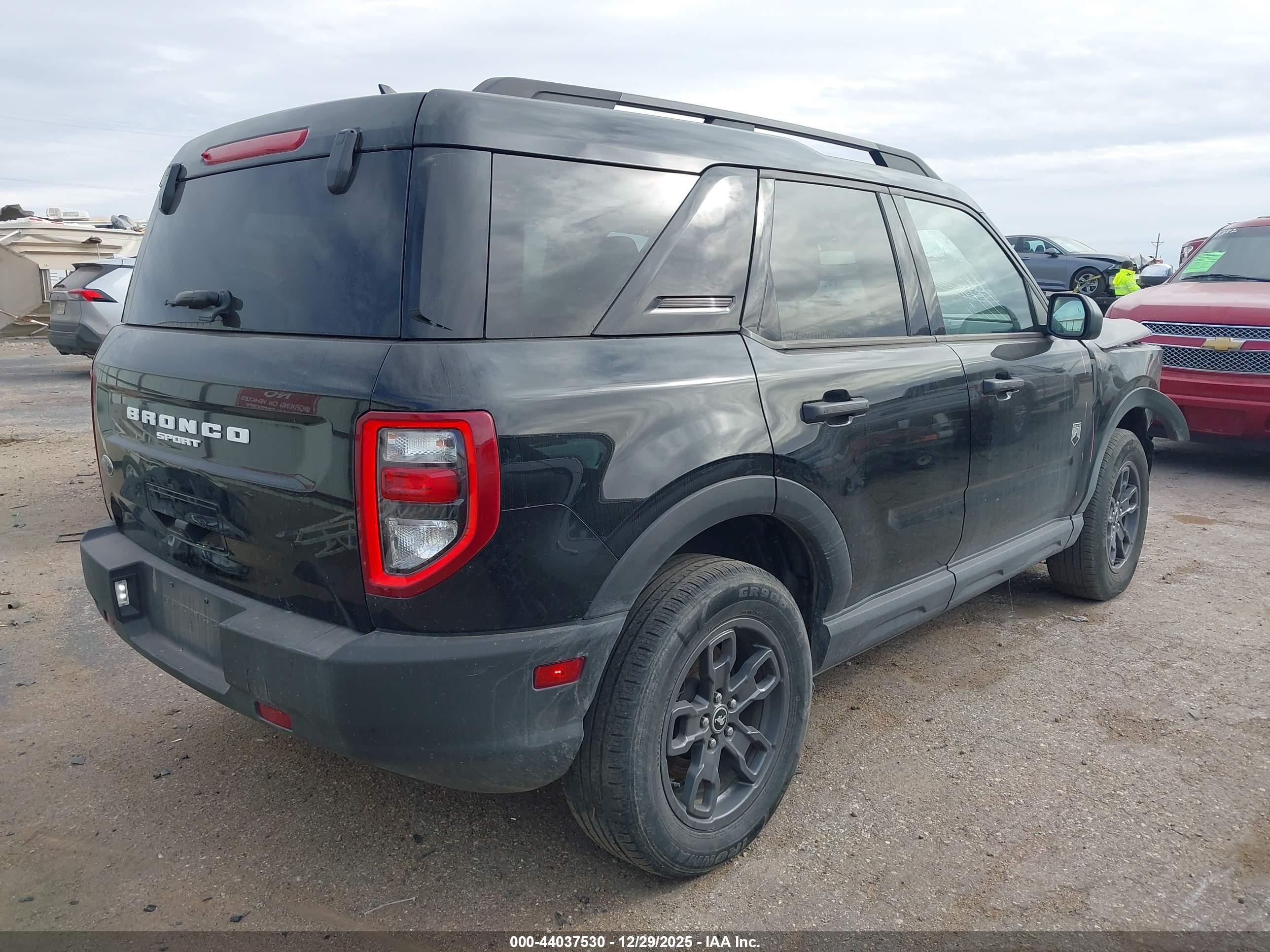 FORD BRONCO image 4