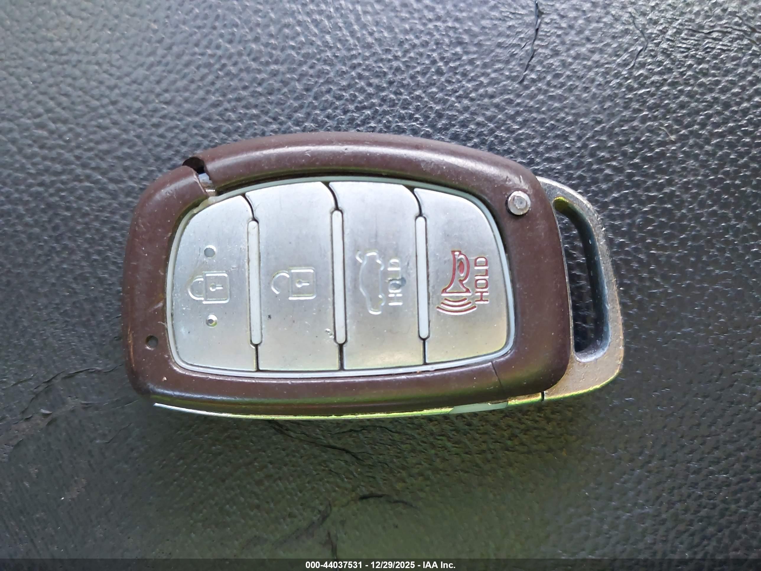 HYUNDAI SONATA image 11