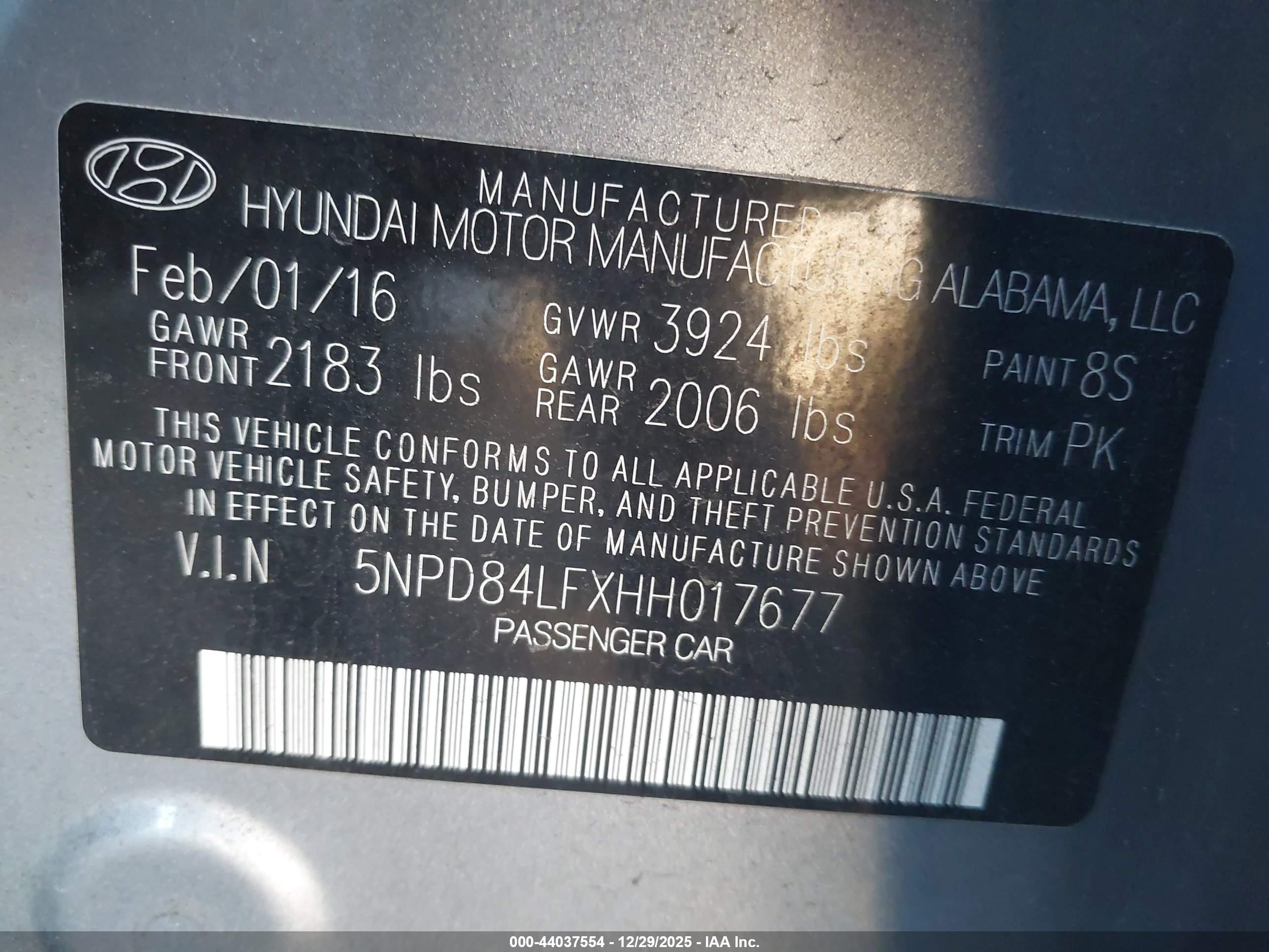 HYUNDAI ELANTRA image 9