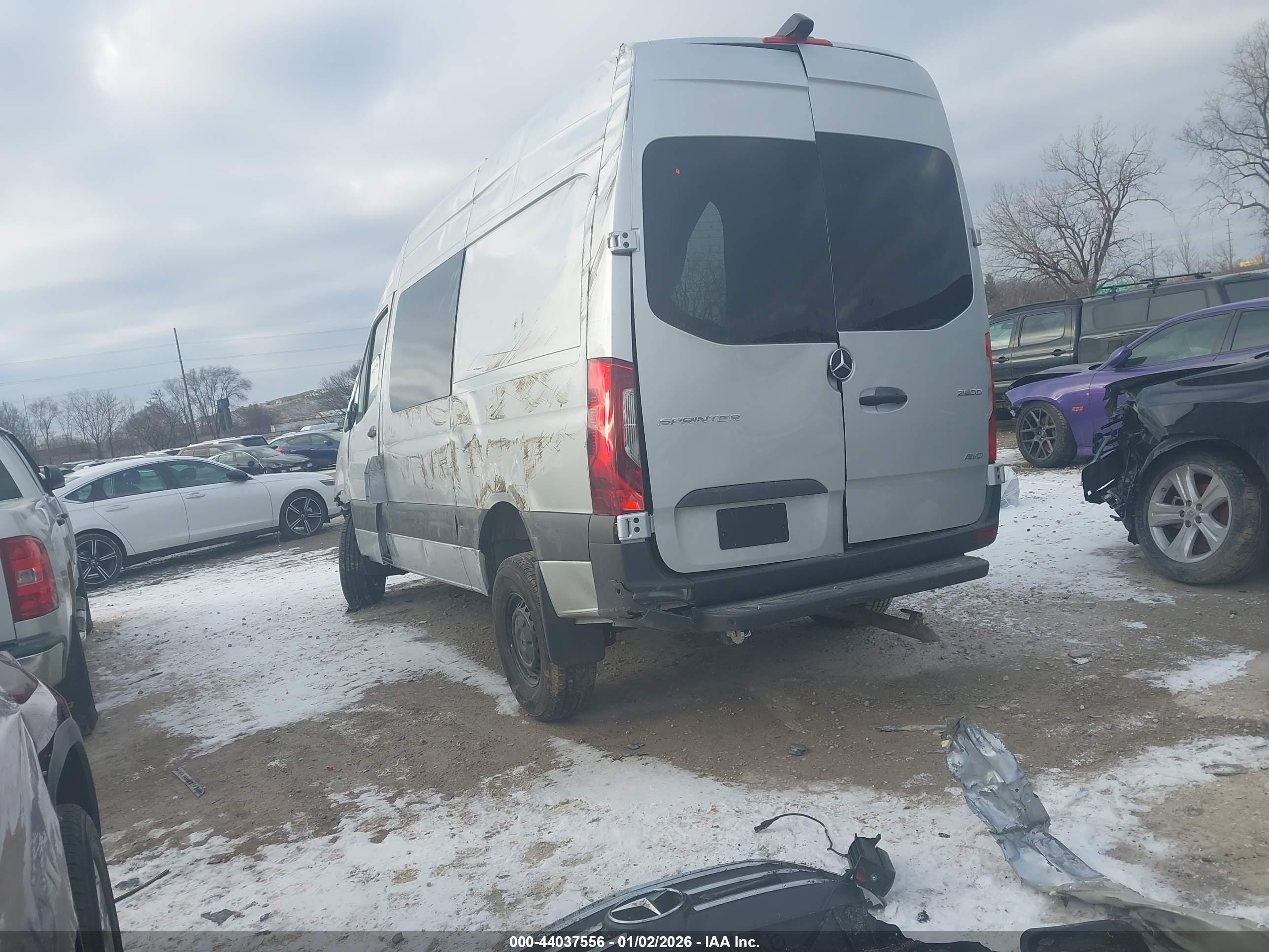 MERCEDES-BENZ SPRINTER image 3