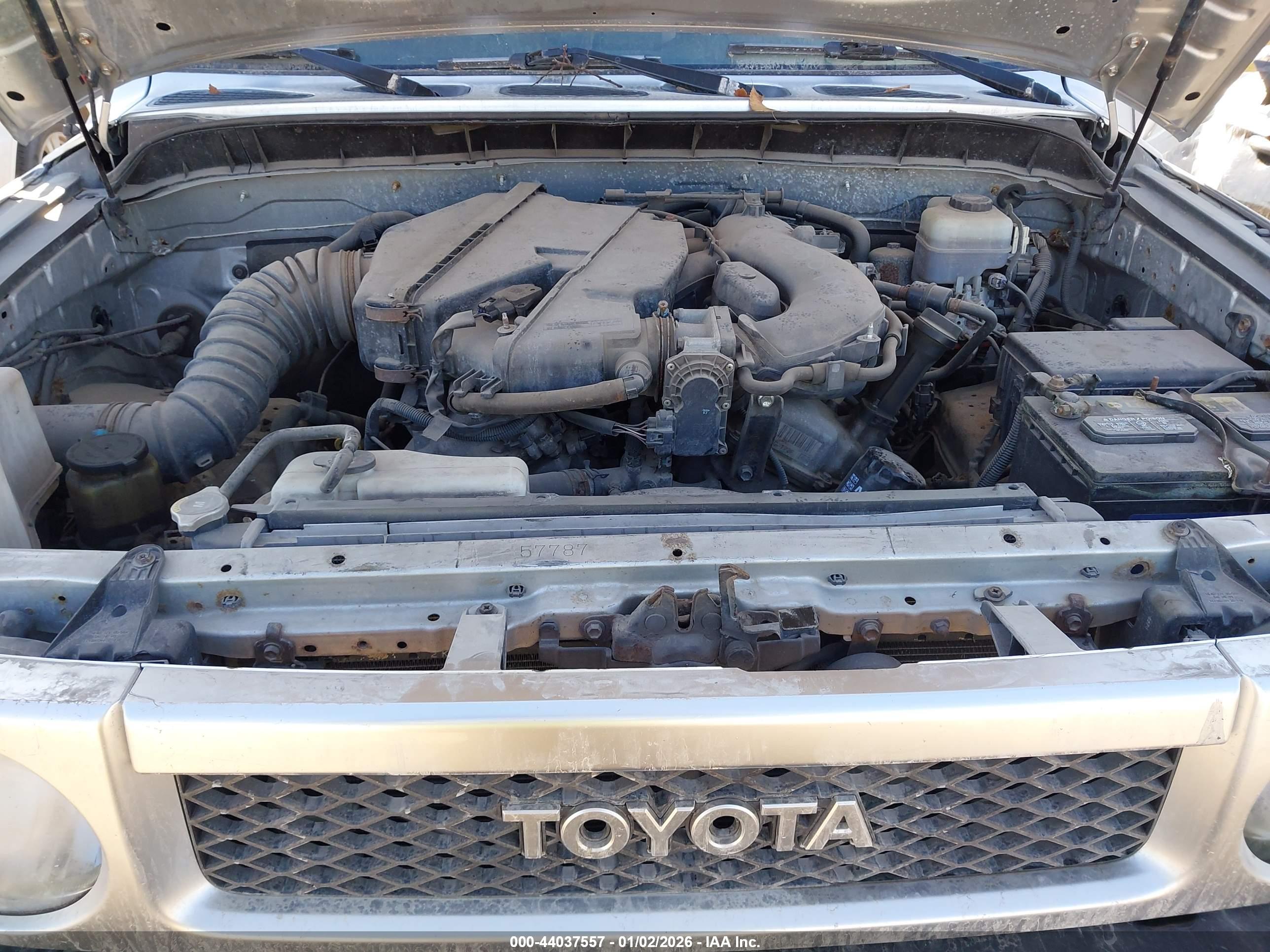 TOYOTA FJ image 10