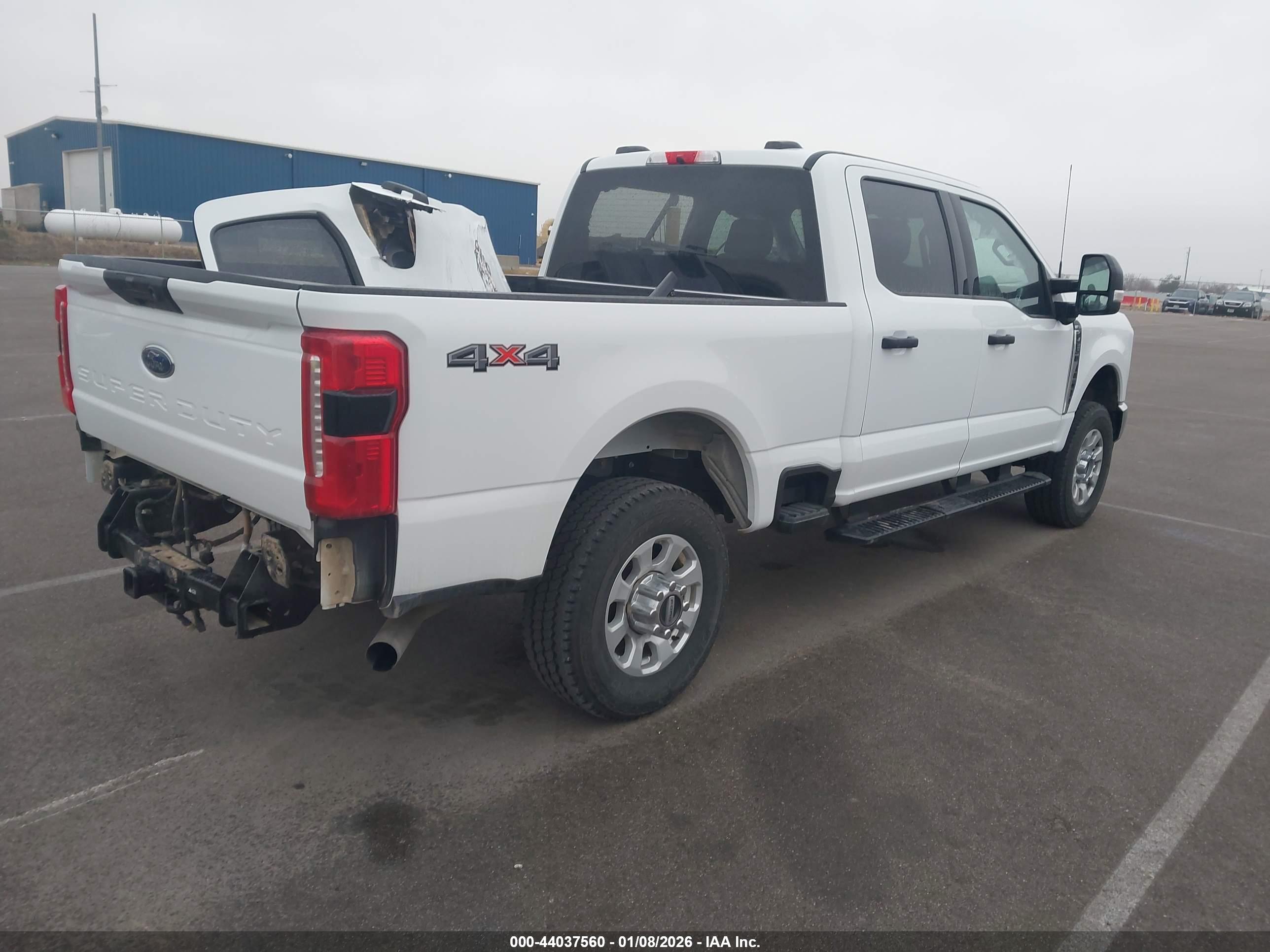 FORD F-250 image 4