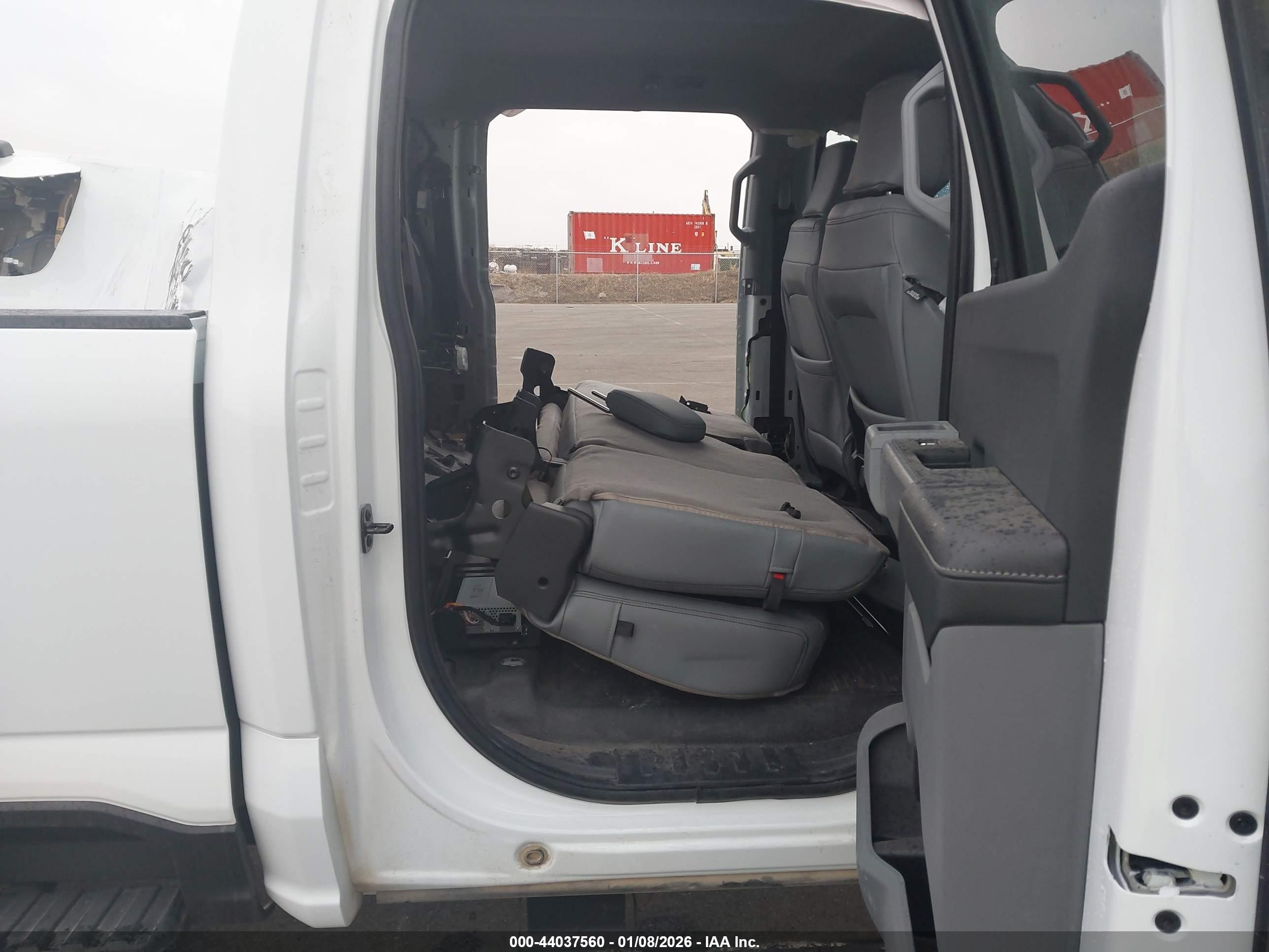 FORD F-250 image 8