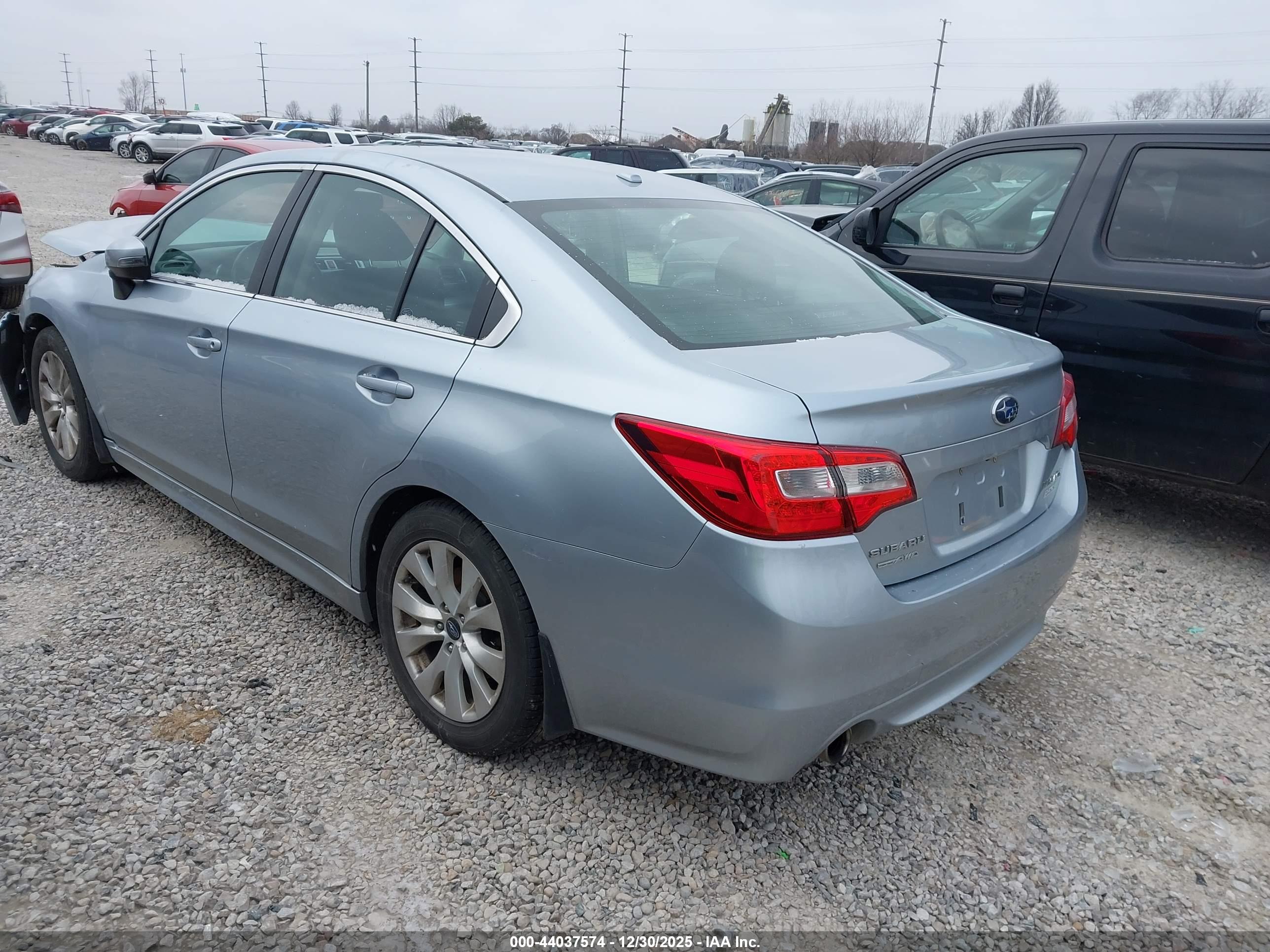 SUBARU LEGACY image 3