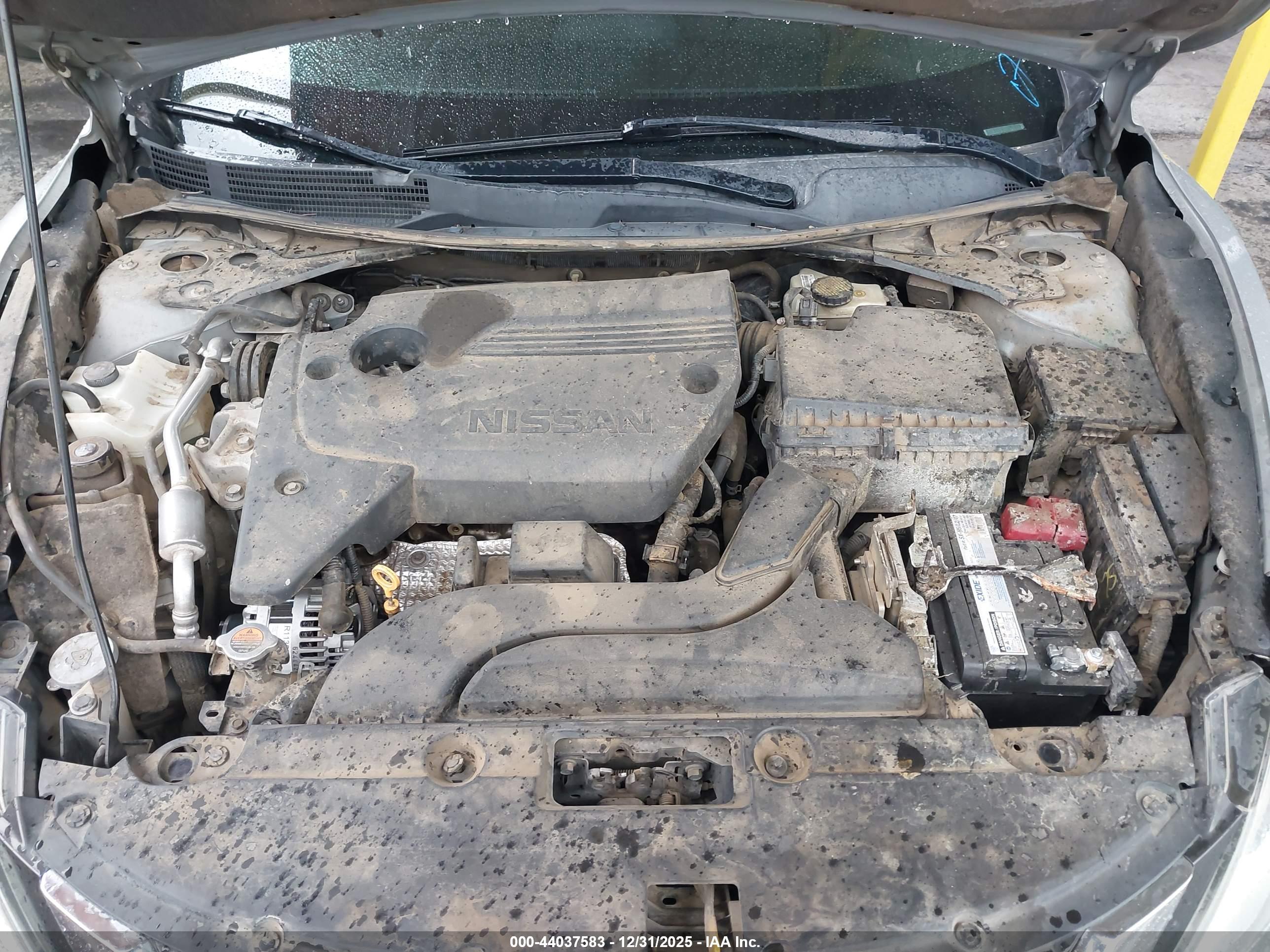 NISSAN ALTIMA image 10