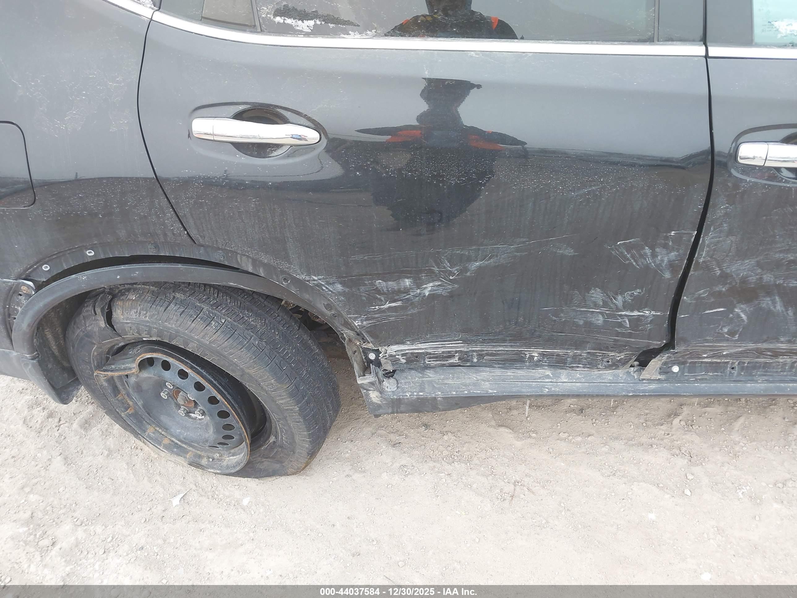 NISSAN ROGUE image 6