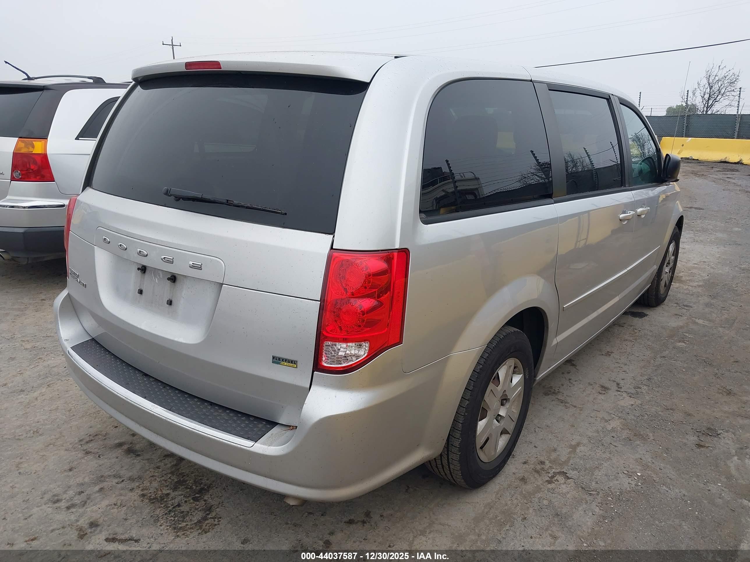 DODGE GRAND image 4