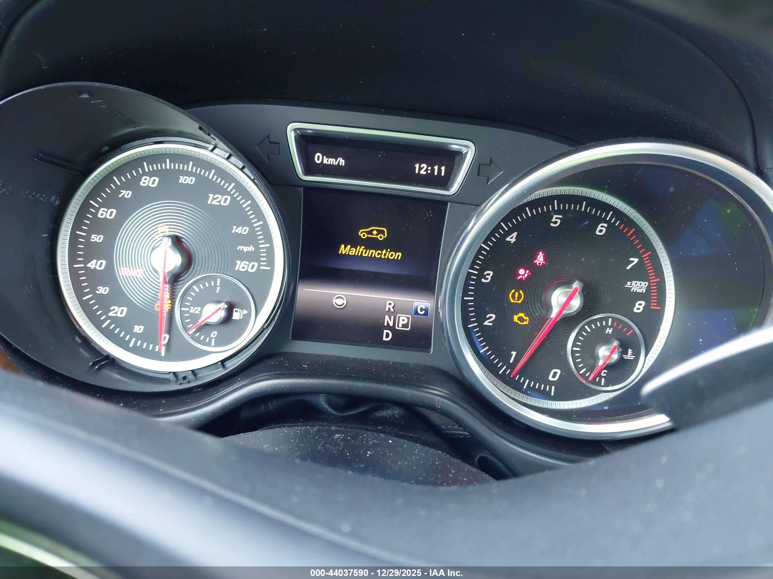 MERCEDES-BENZ GLS image 7