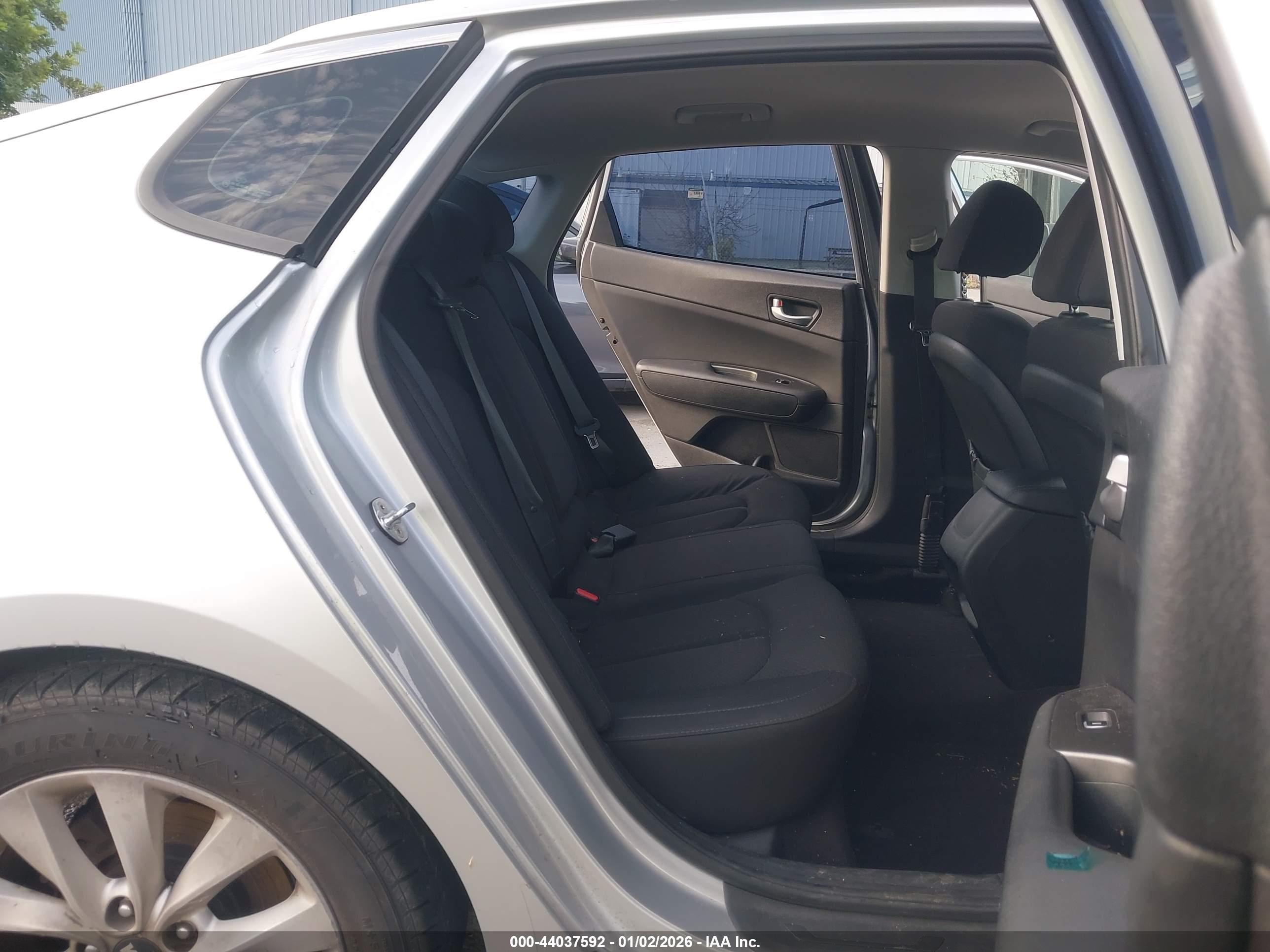 KIA OPTIMA image 8
