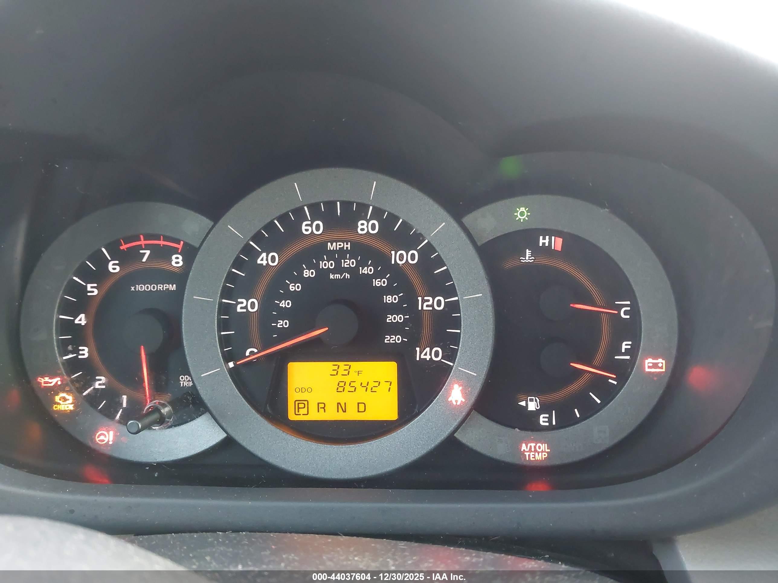TOYOTA RAV4 image 7