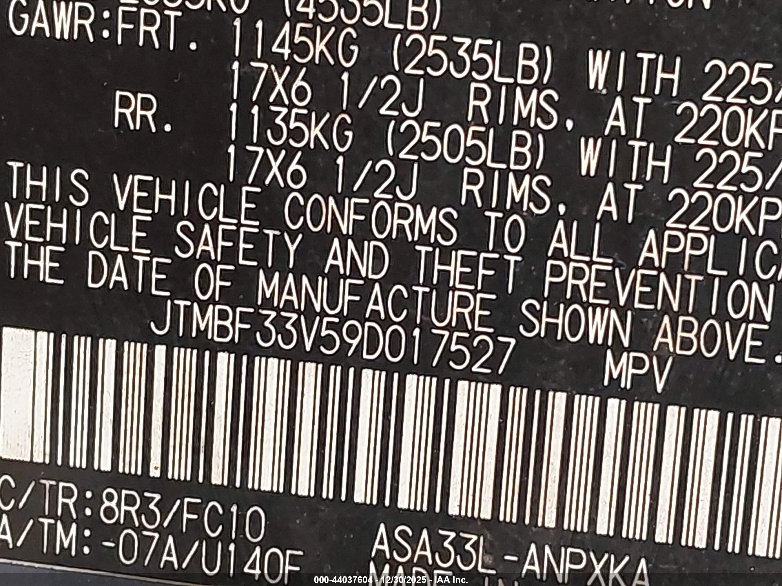 TOYOTA RAV4 image 9