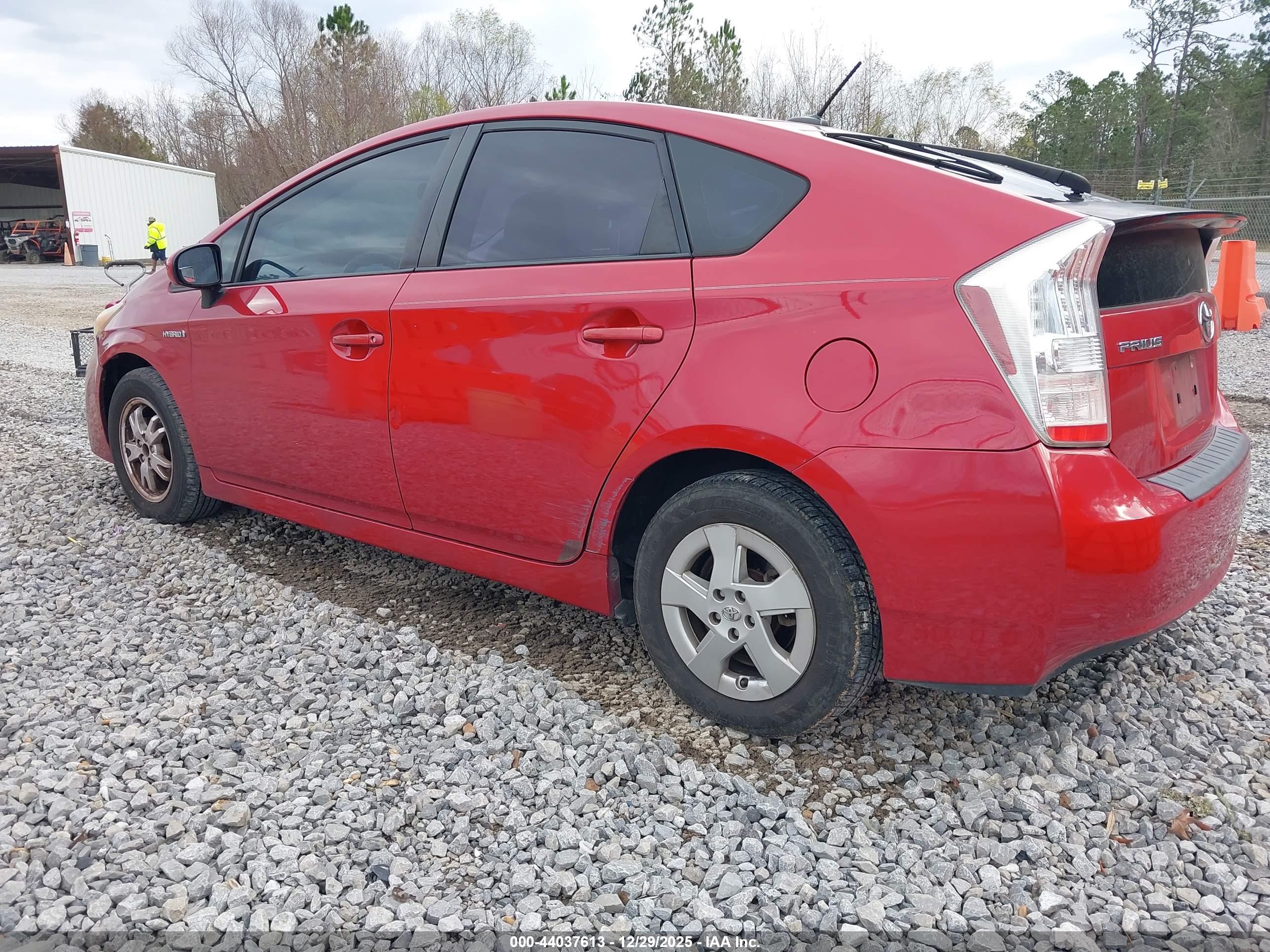 TOYOTA PRIUS image 3