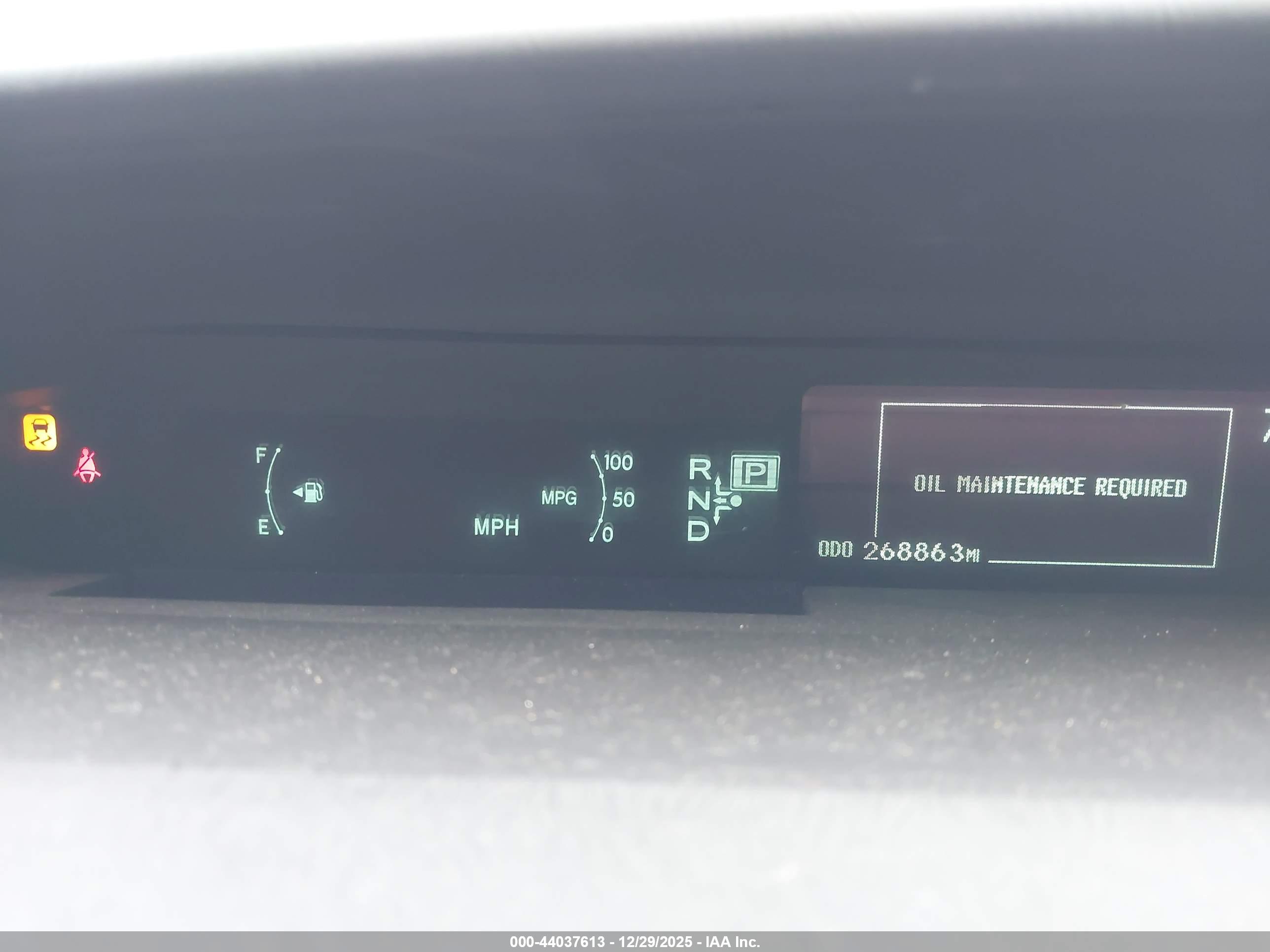 TOYOTA PRIUS image 7