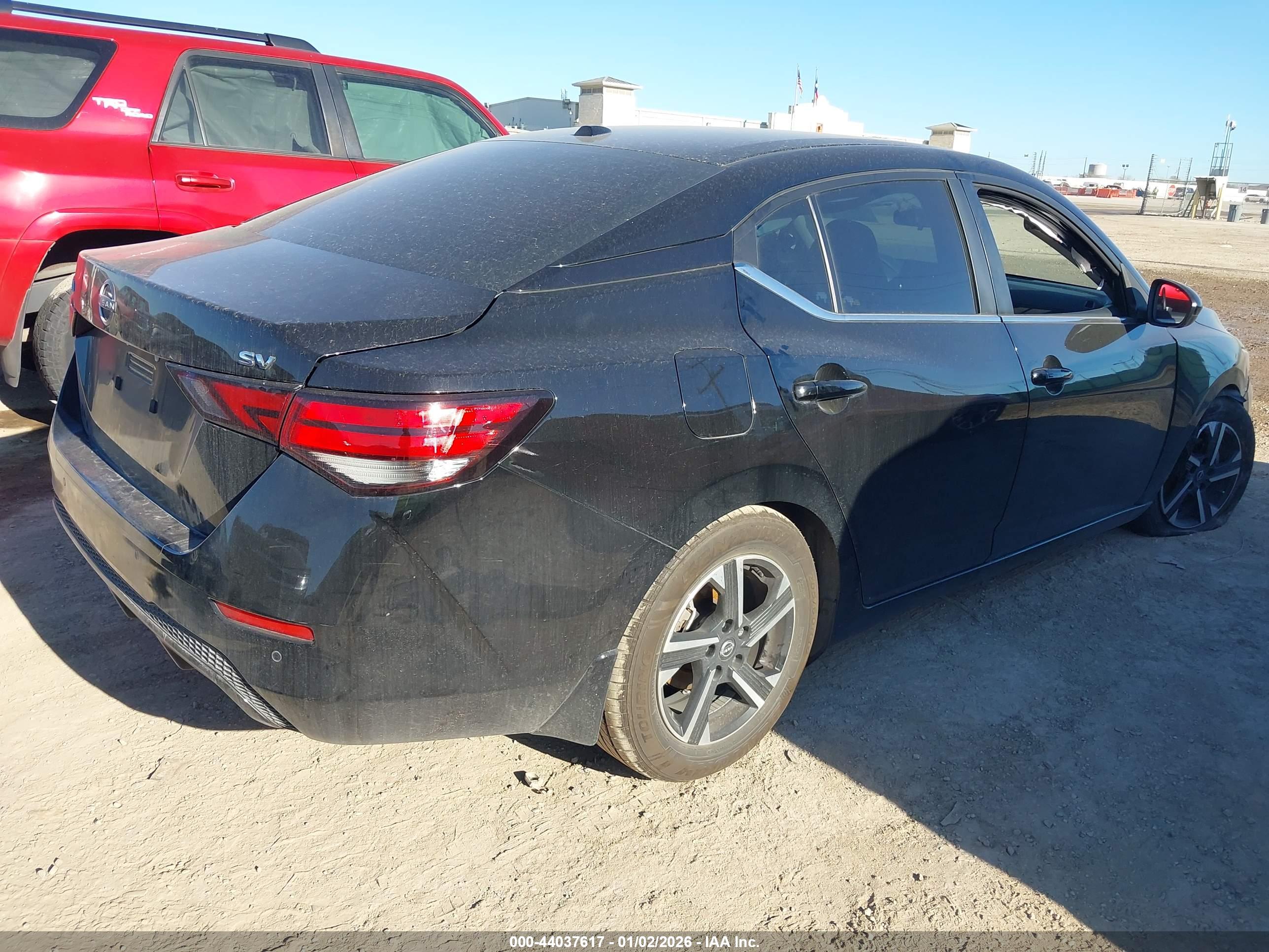 NISSAN SENTRA image 4