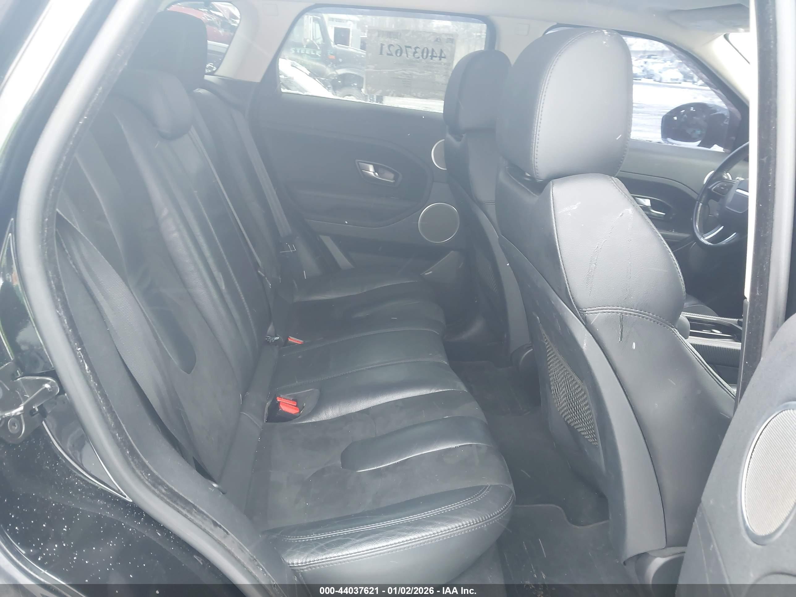 LAND ROVER image 8