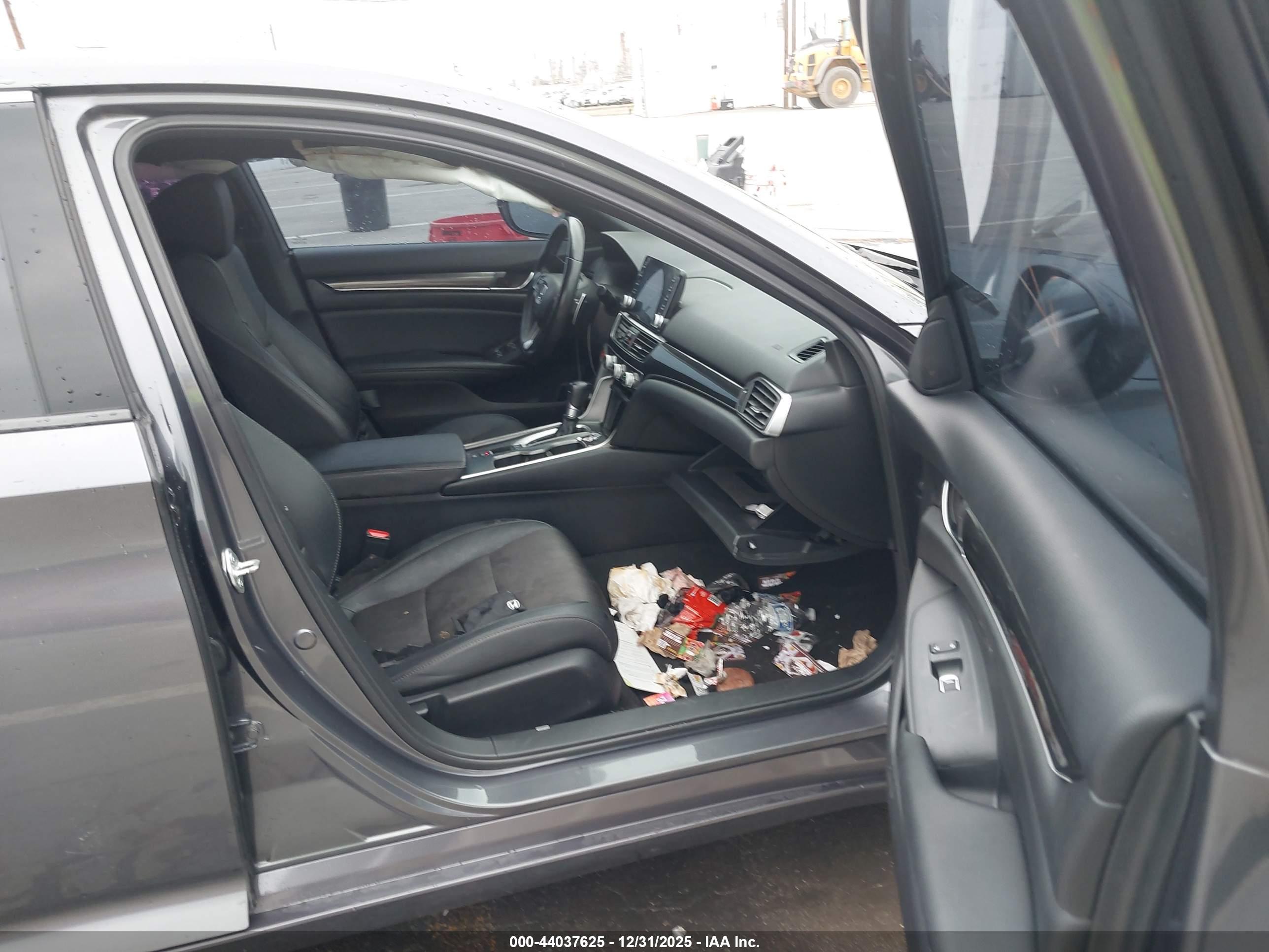 HONDA ACCORD image 5