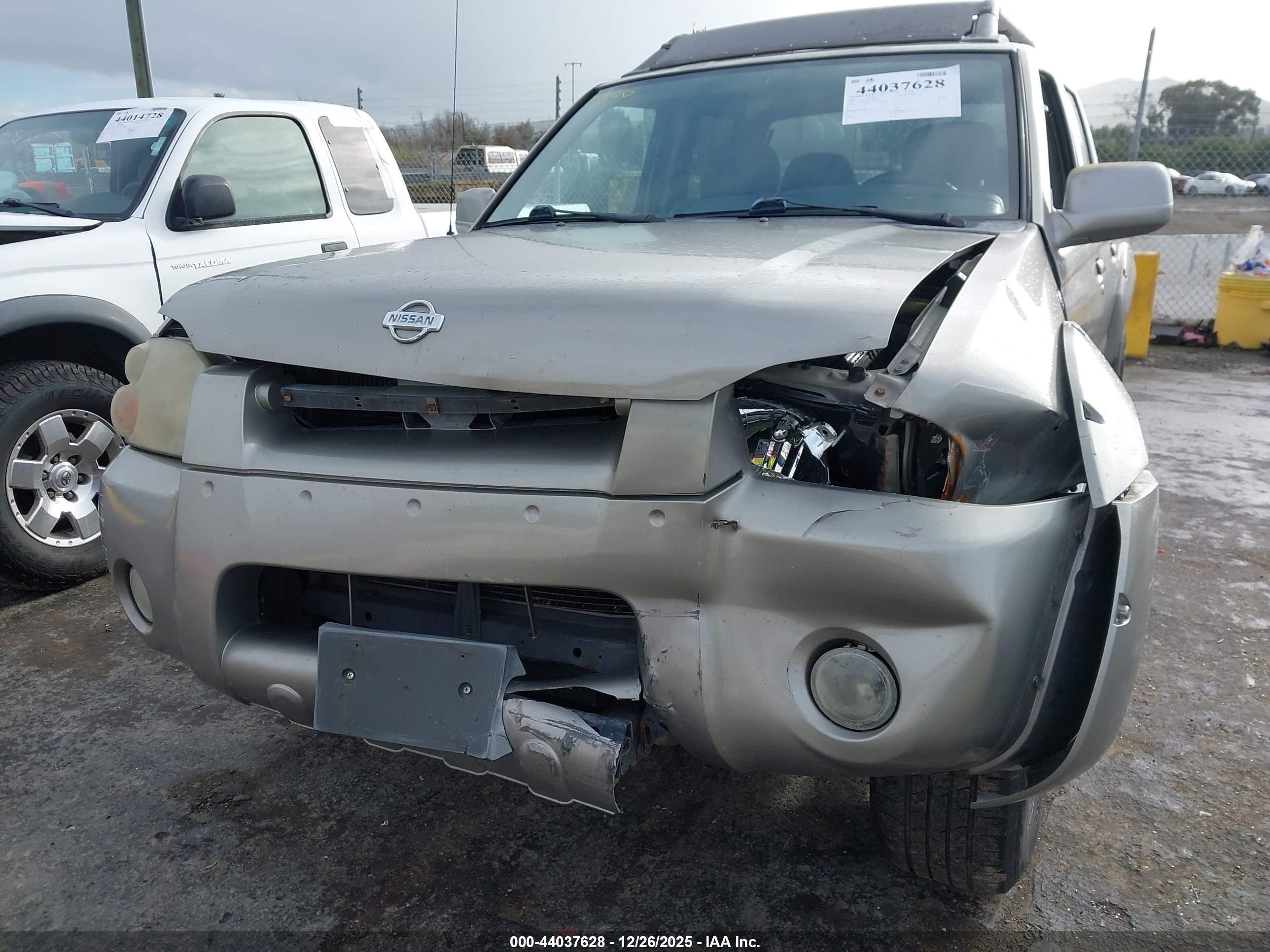 NISSAN FRONTIER image 6