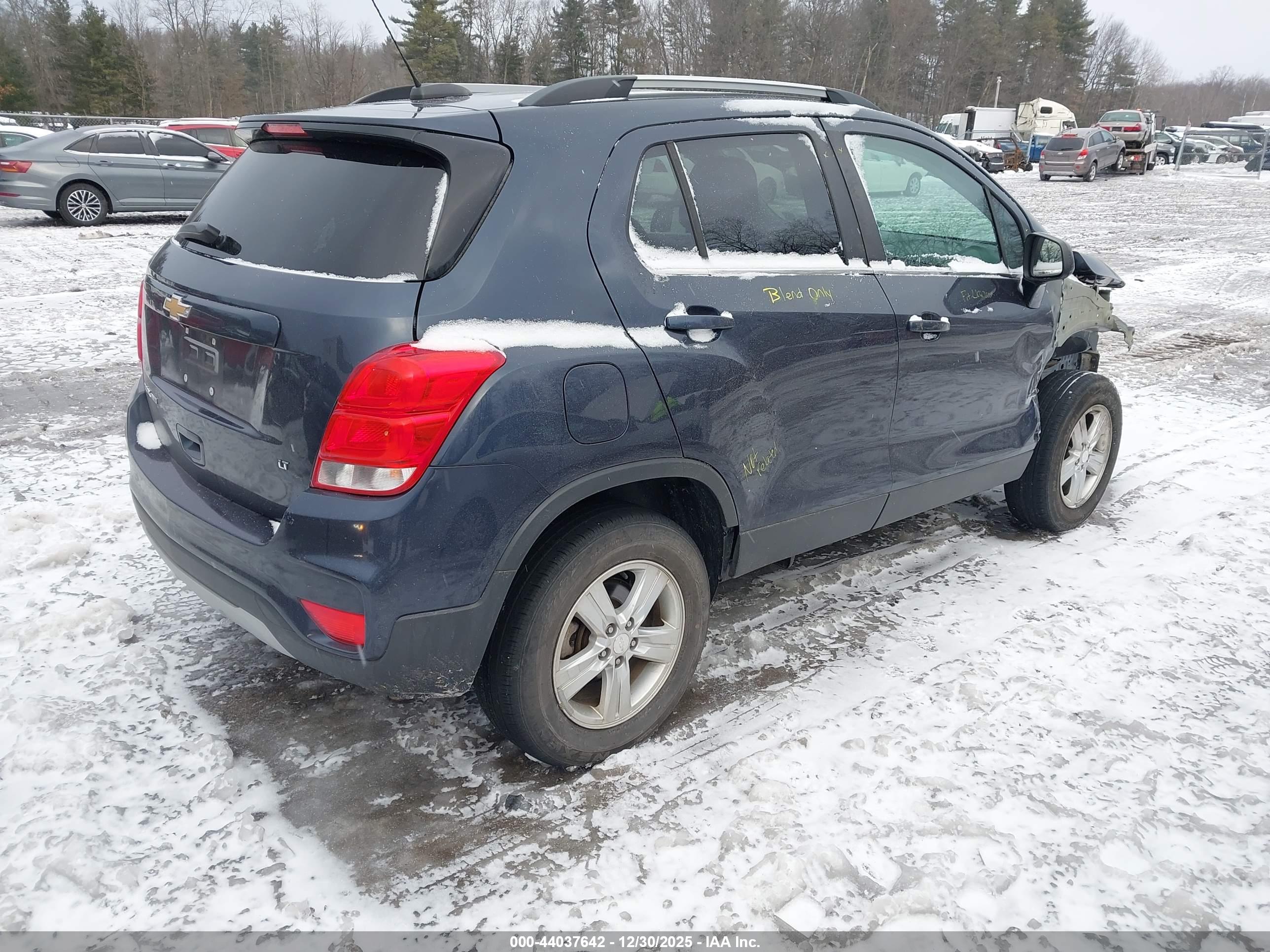 CHEVROLET TRAX image 4