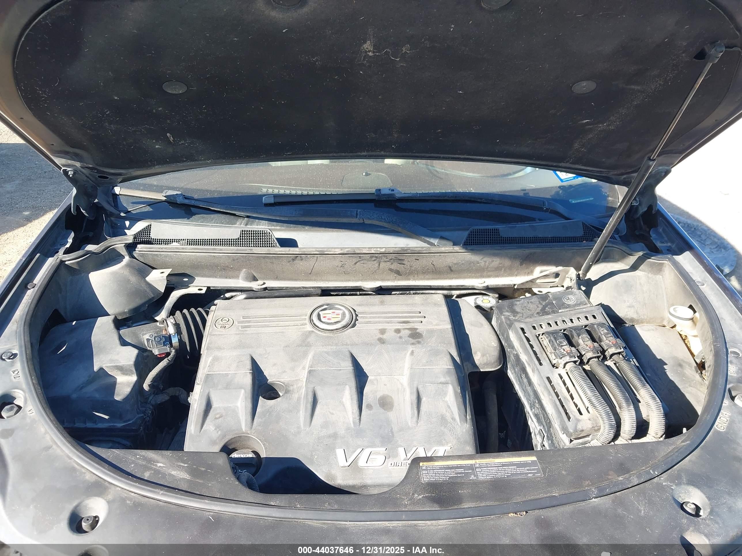 CADILLAC SRX image 10