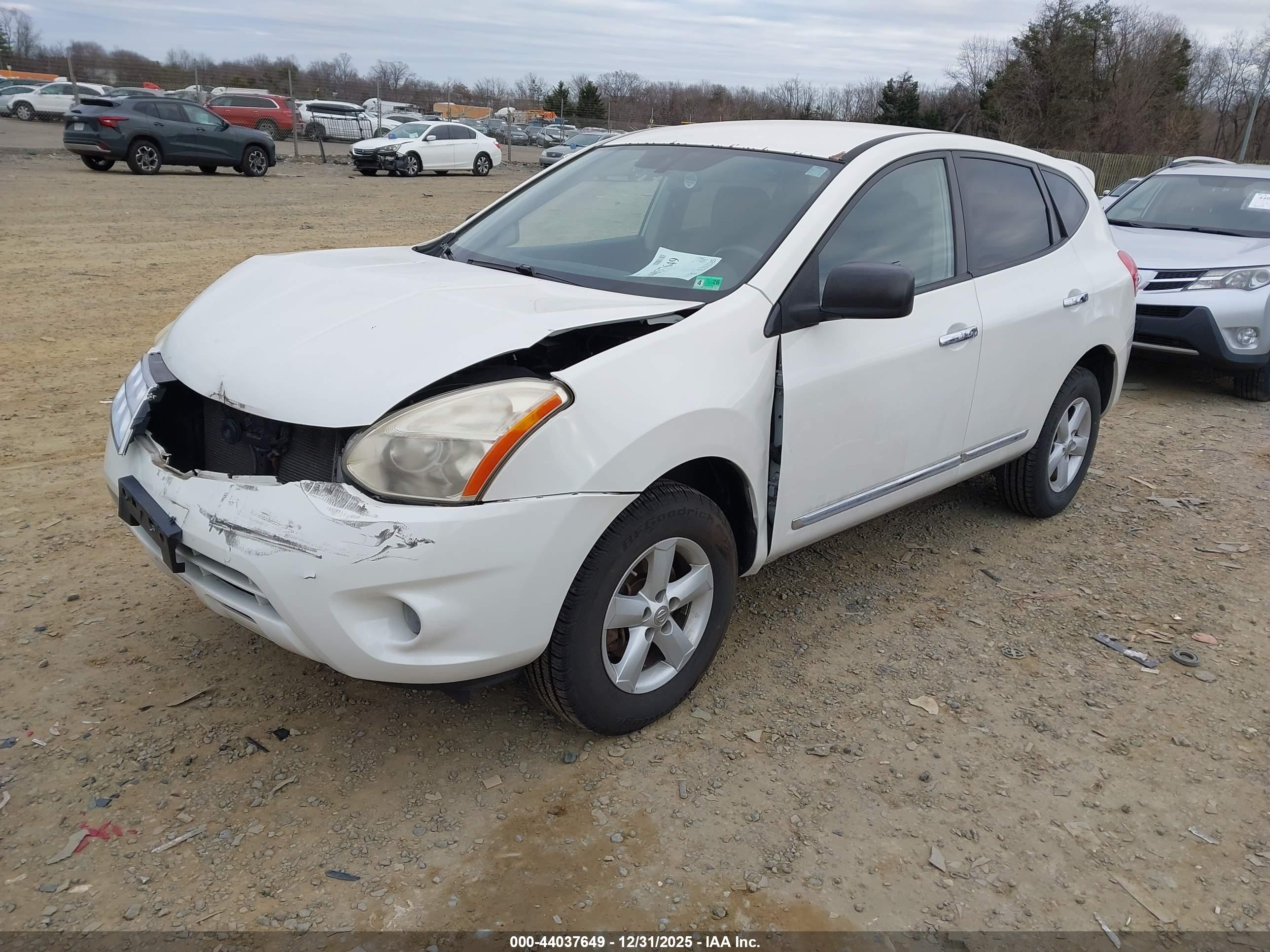NISSAN ROGUE image 2