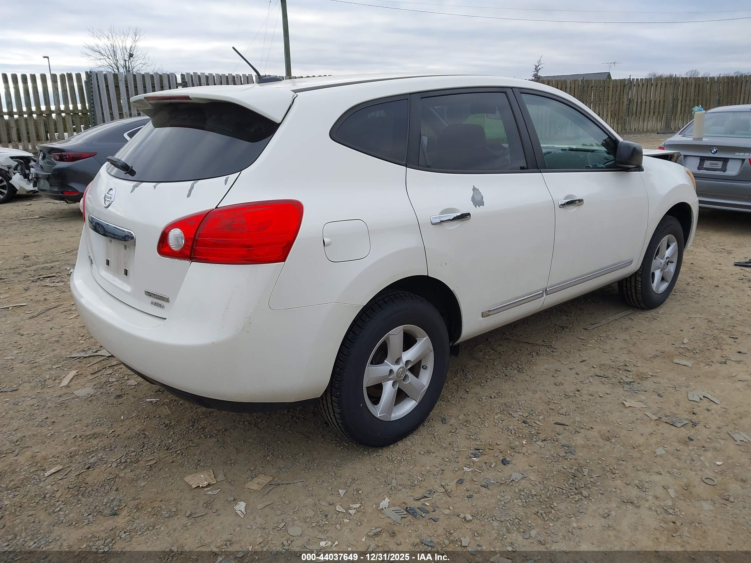NISSAN ROGUE image 4