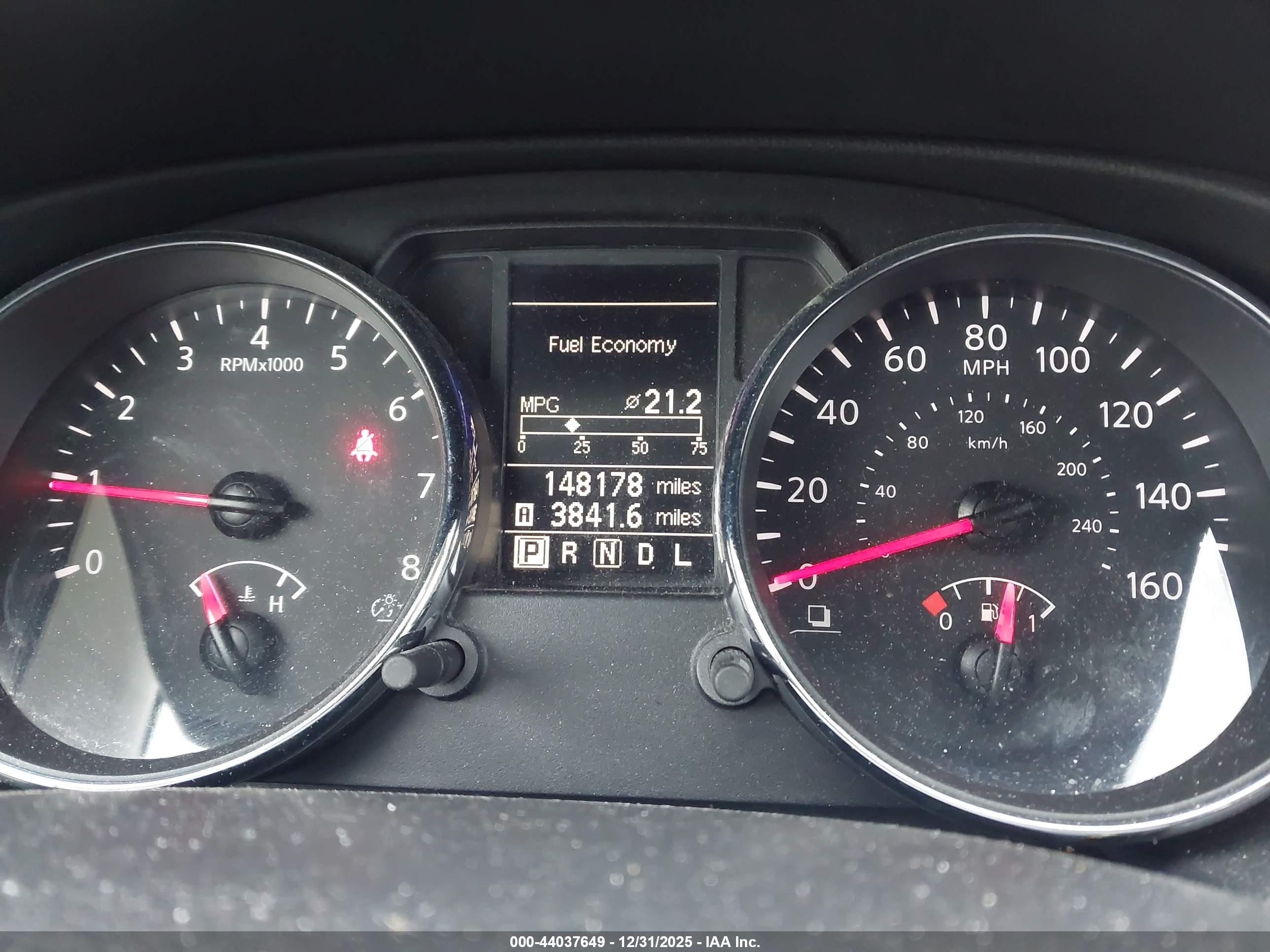 NISSAN ROGUE image 7
