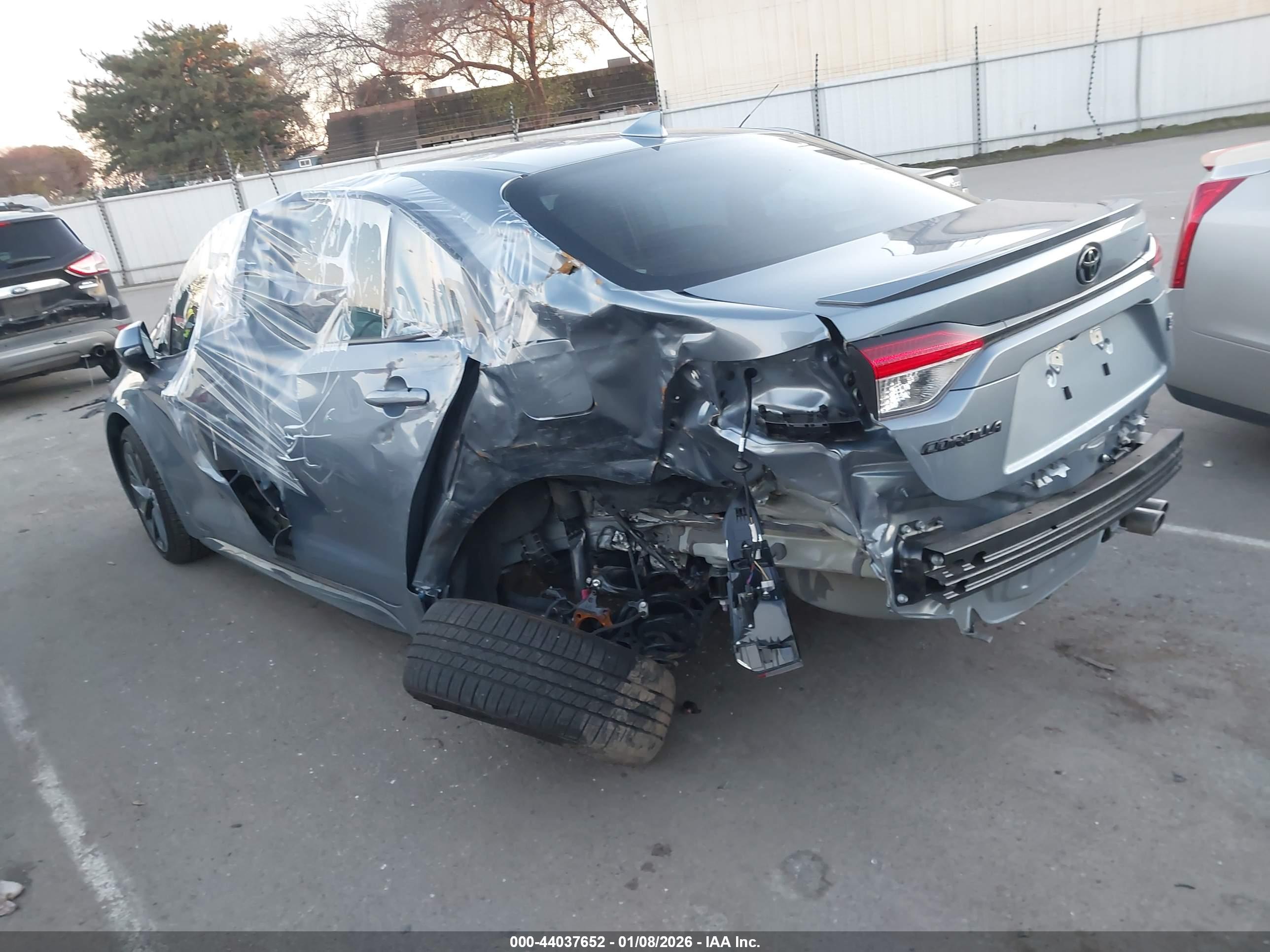 TOYOTA COROLLA image 3