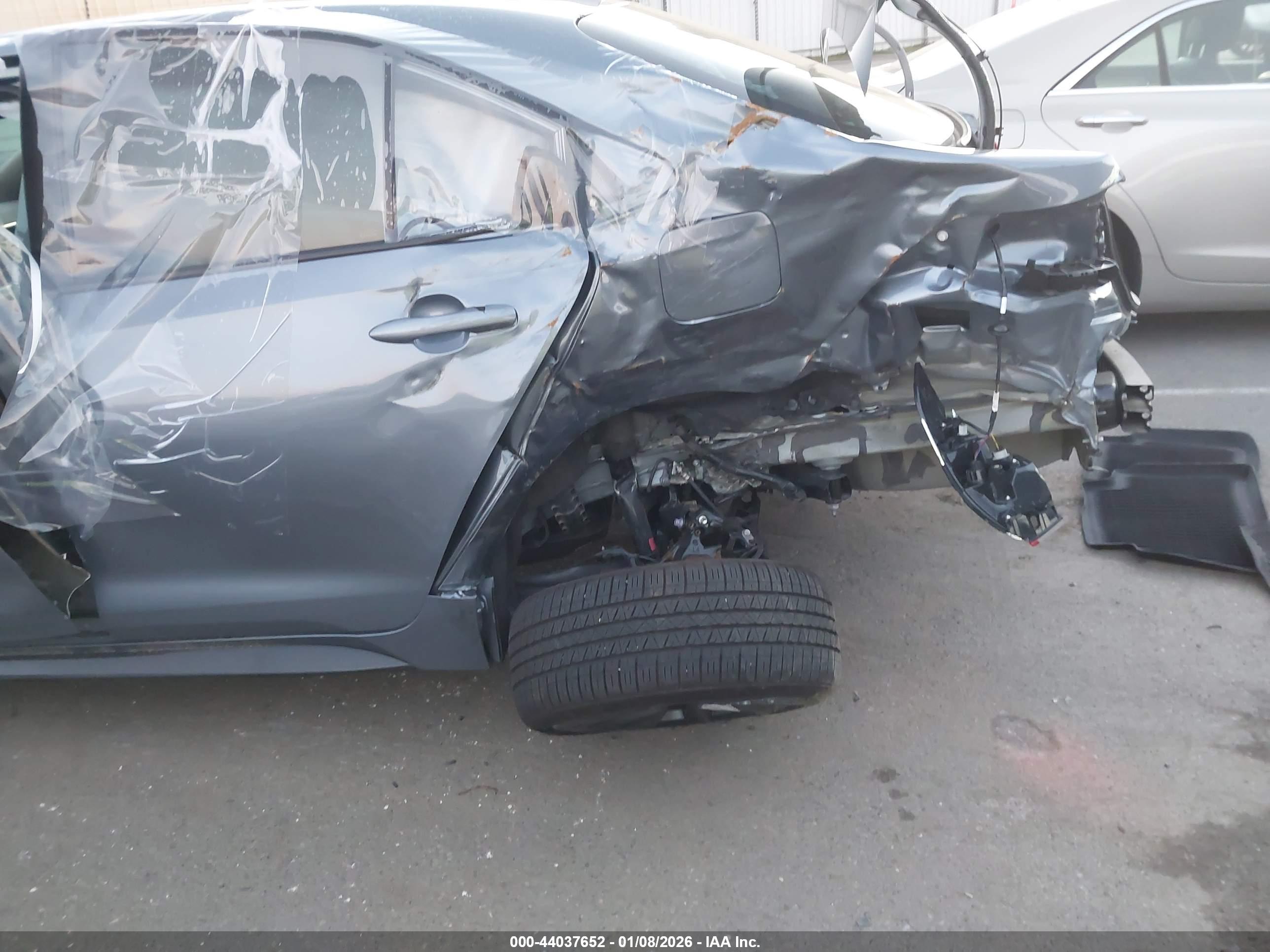 TOYOTA COROLLA image 6