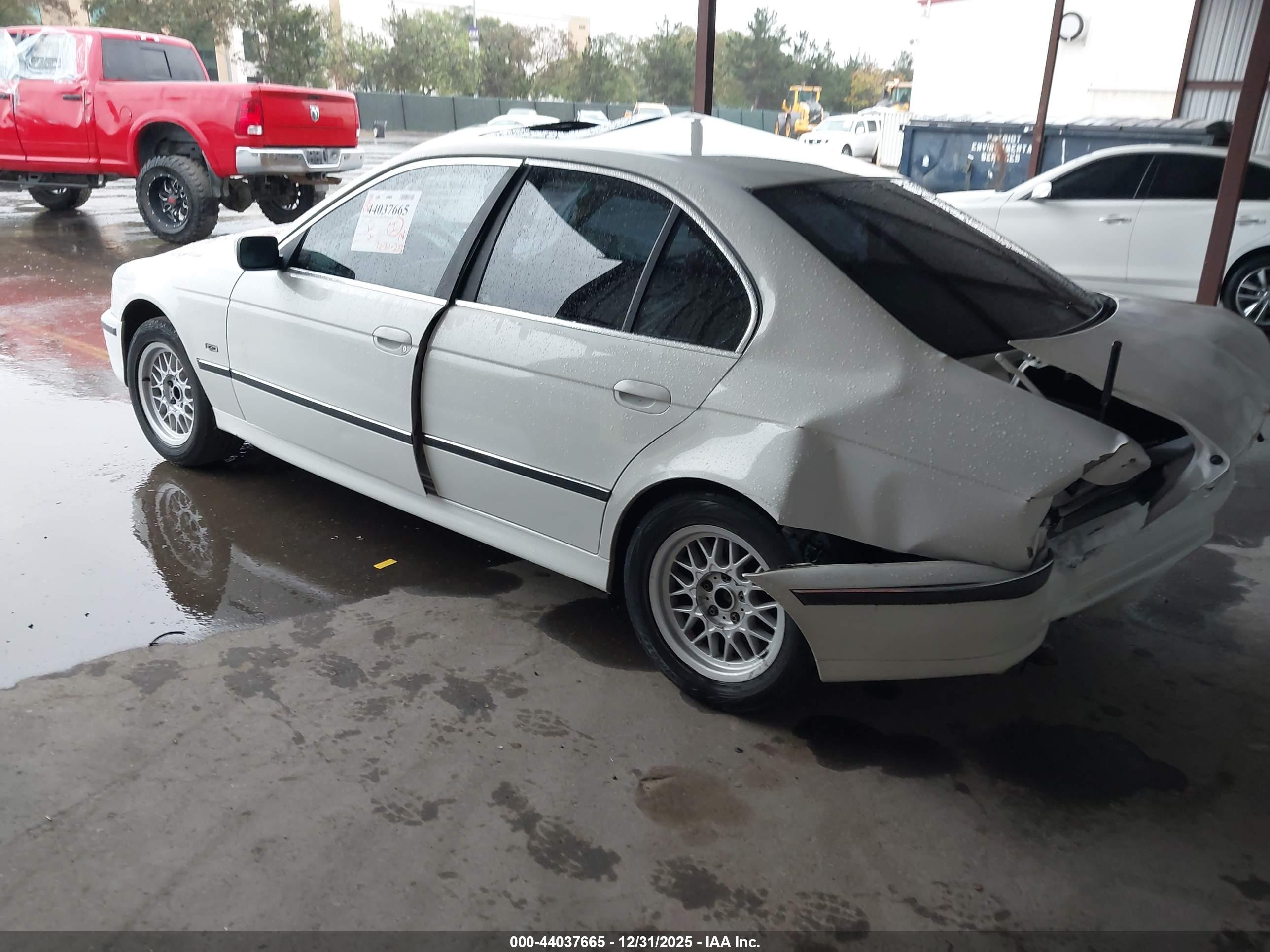 BMW 528IA image 3